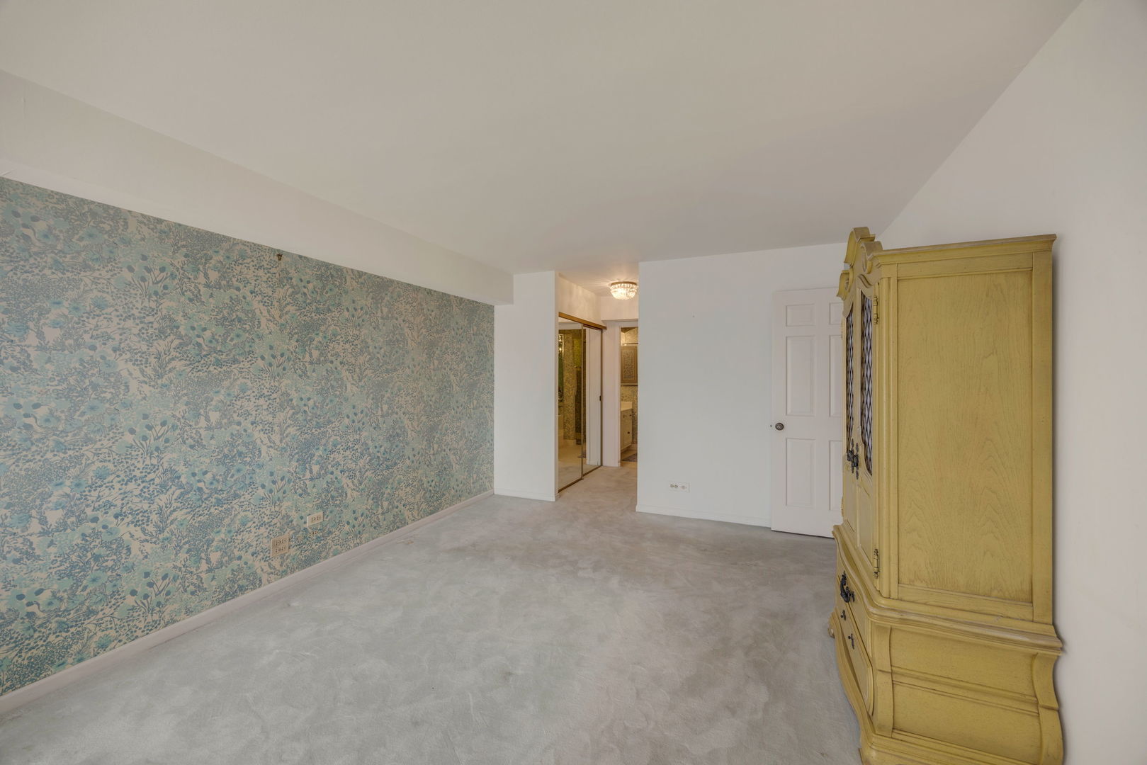 1671 Mission Hills Road Unit: 502