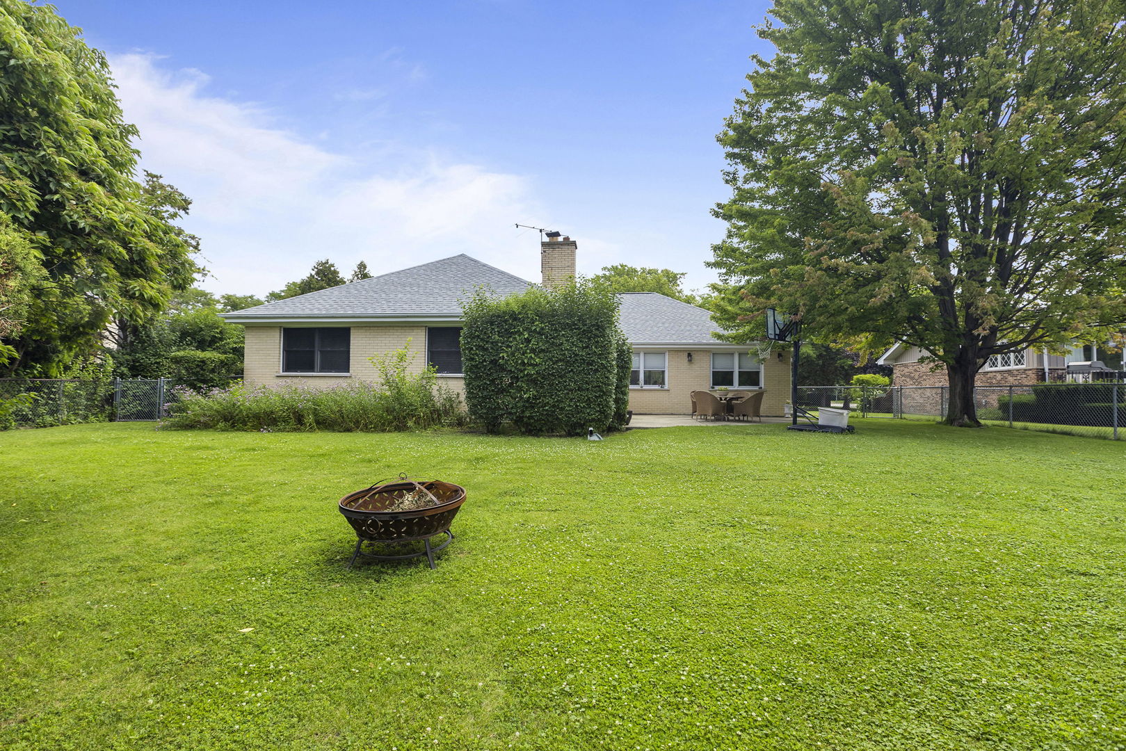 730 Castlewood Lane