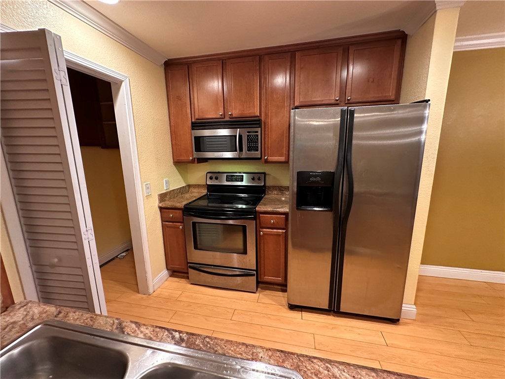 1005 Vista Del Cerro Drive 208