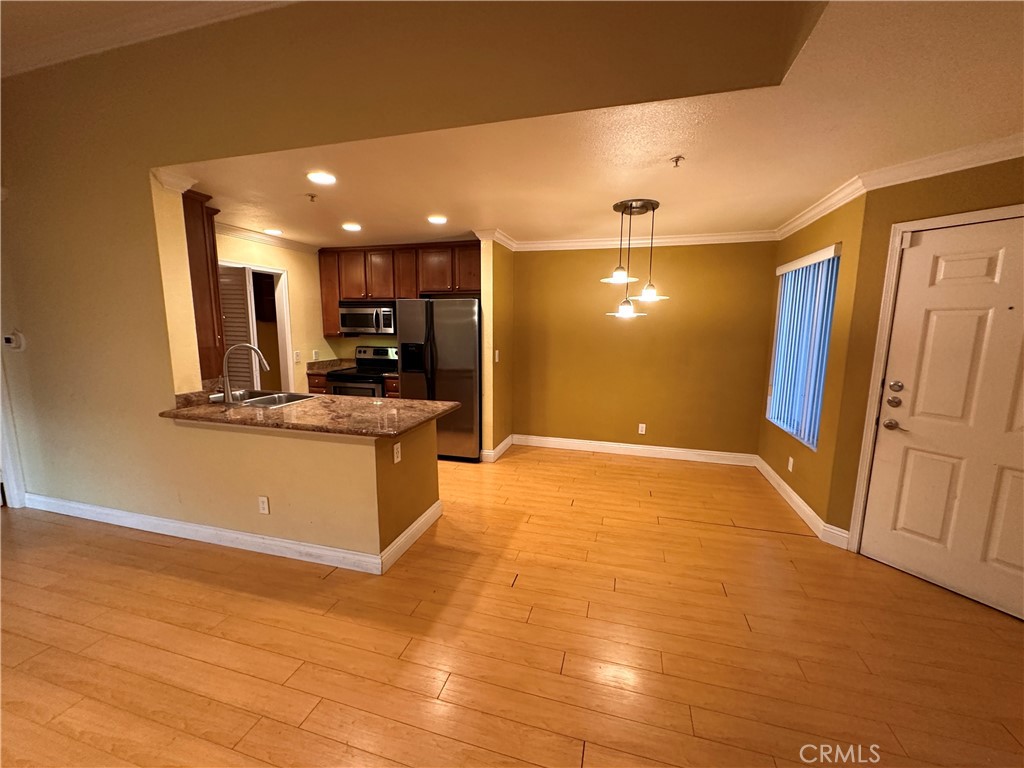 1005 Vista Del Cerro Drive 208