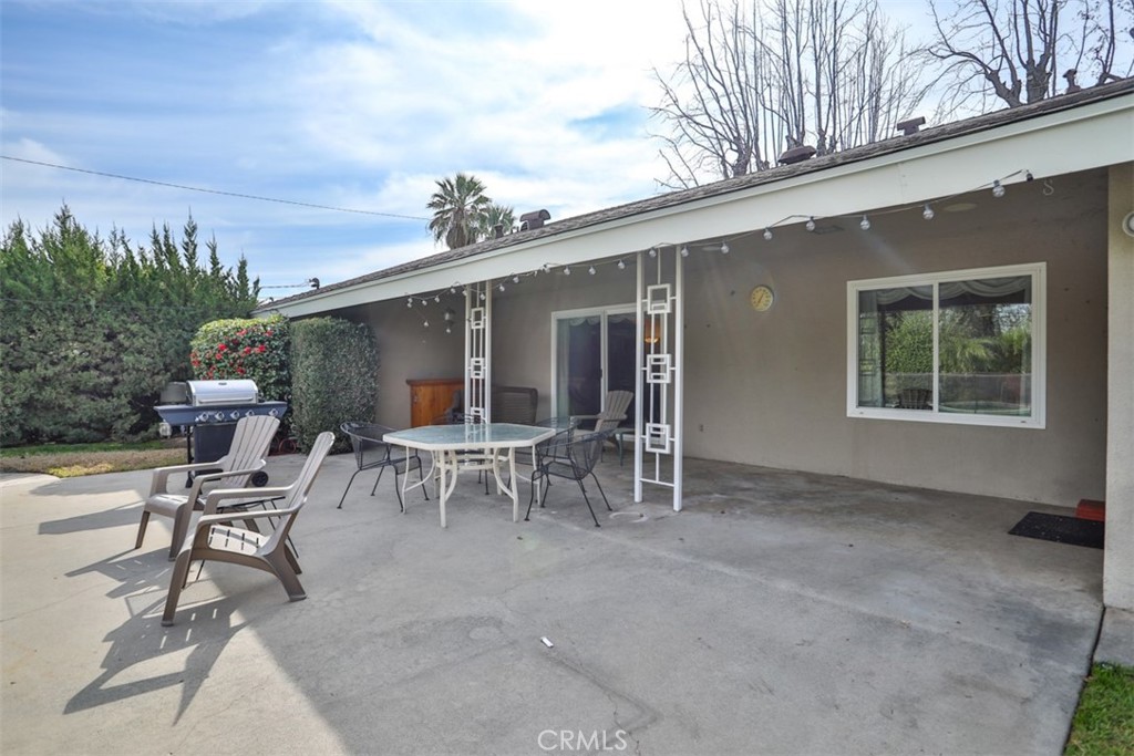 5861 Date Avenue