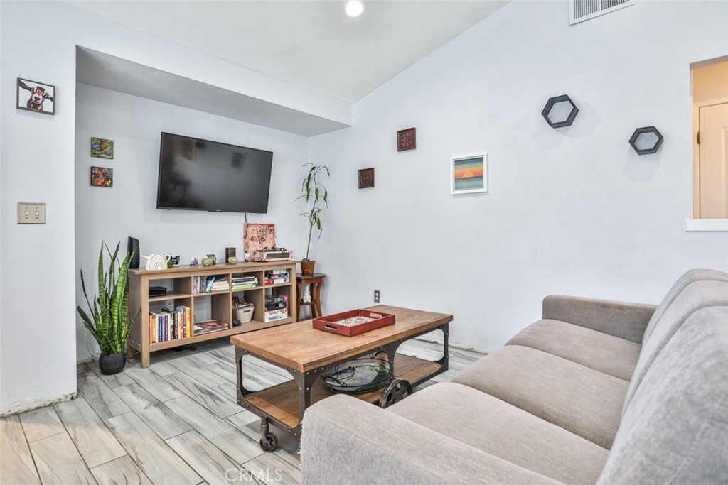 12312 Wintergreen Street