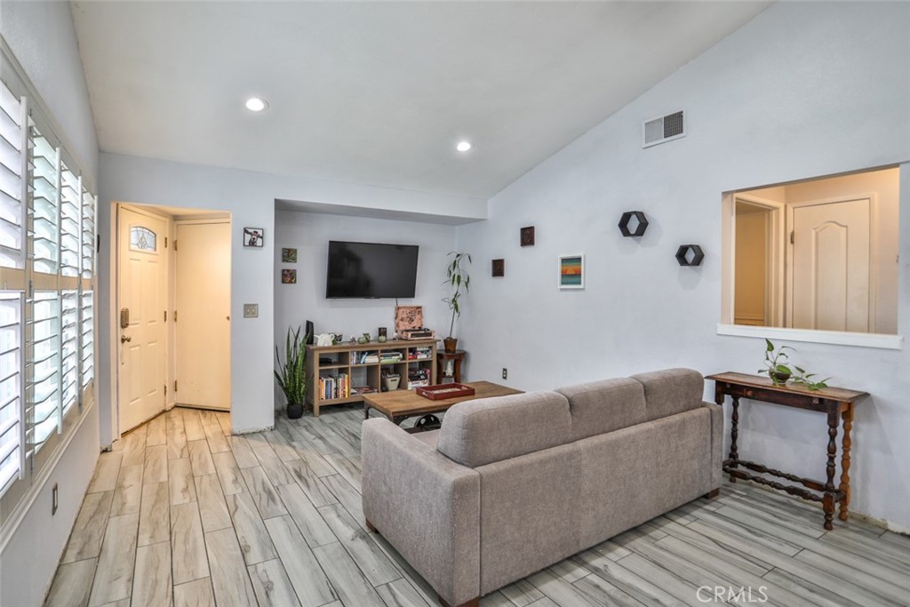 12312 Wintergreen Street