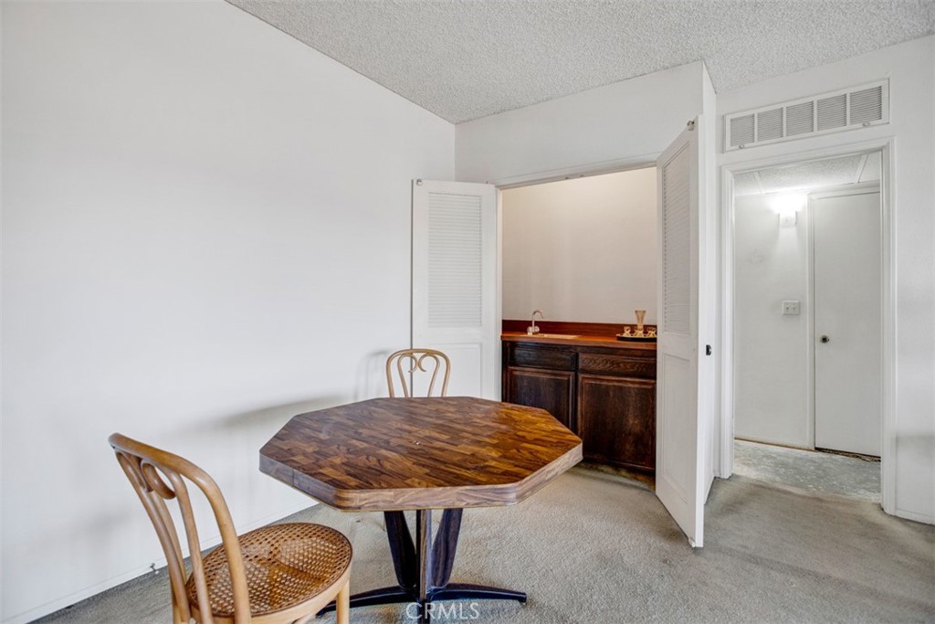 836 S Bundy Drive 408