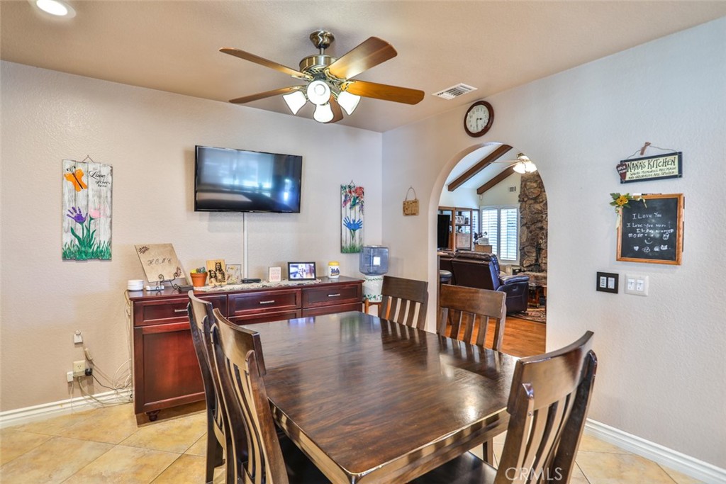 8025 Thoroughbred Street