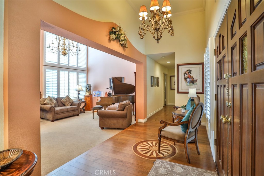 8025 Thoroughbred Street