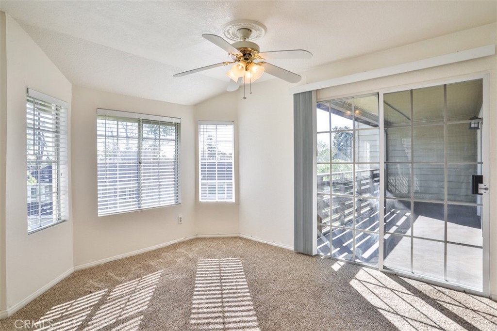 1071 Lakeview Terrace