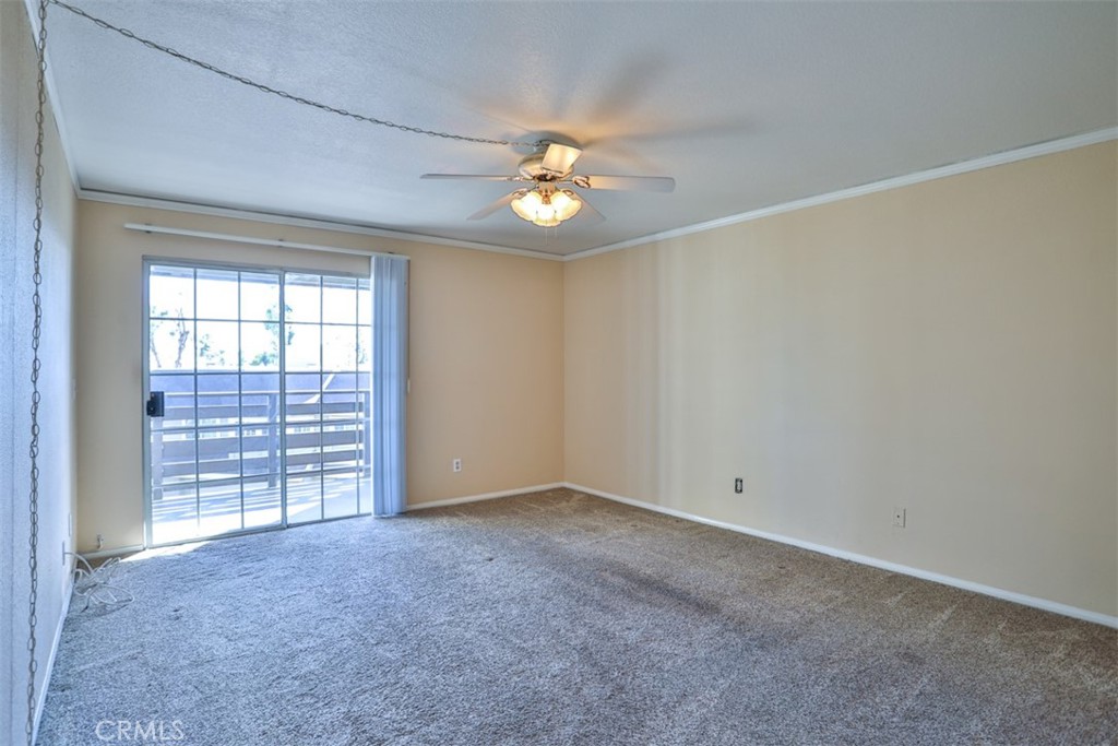 1071 Lakeview Terrace