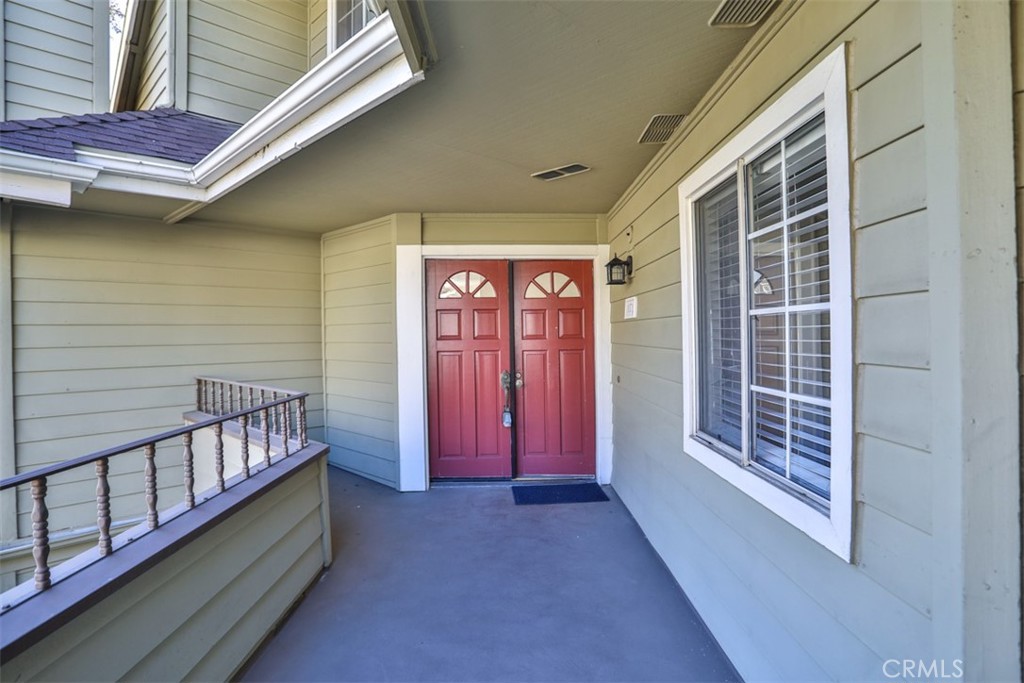 1071 Lakeview Terrace