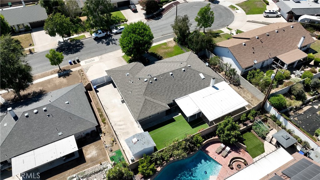 6439 Zircon Avenue
