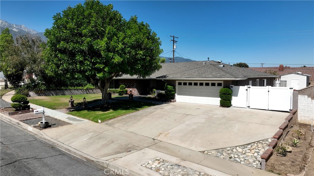 6439 Zircon Avenue