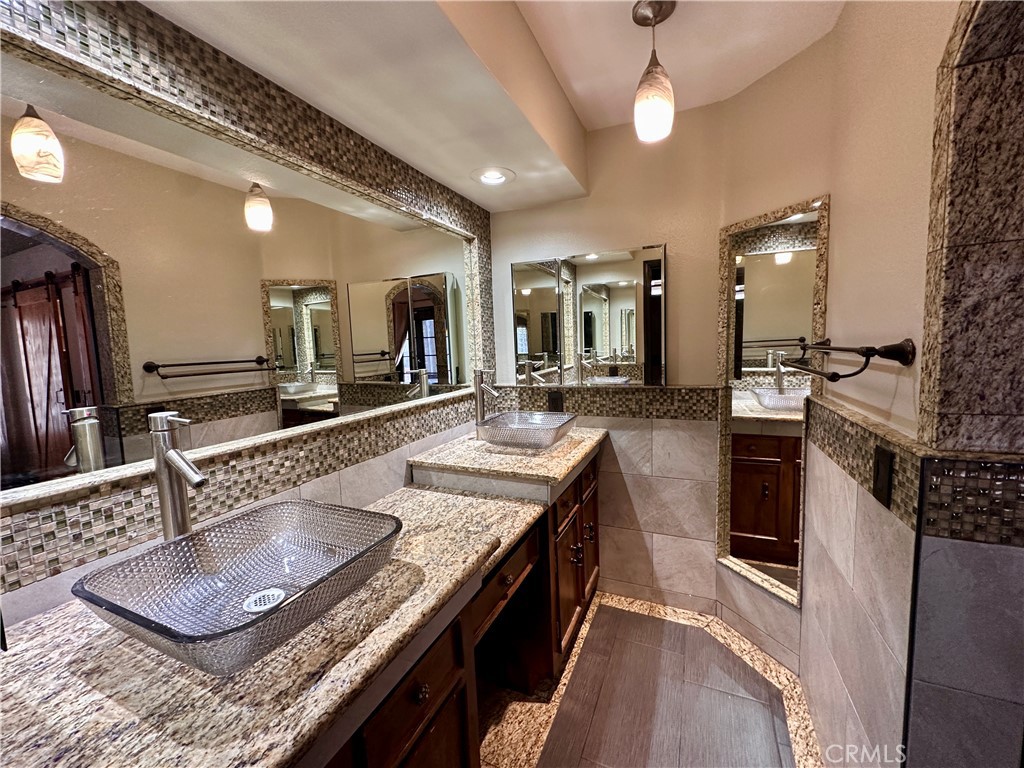 11436 Mount Palomar Street