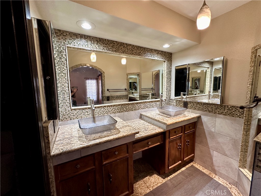 11436 Mount Palomar Street