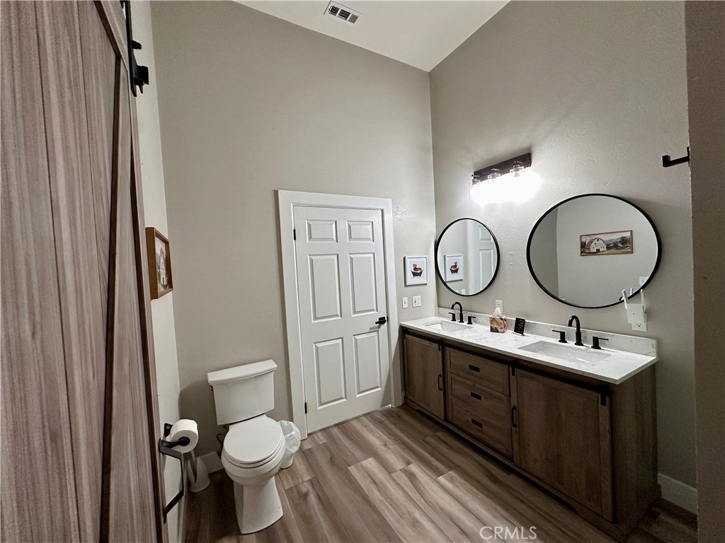 13253 Owens Court