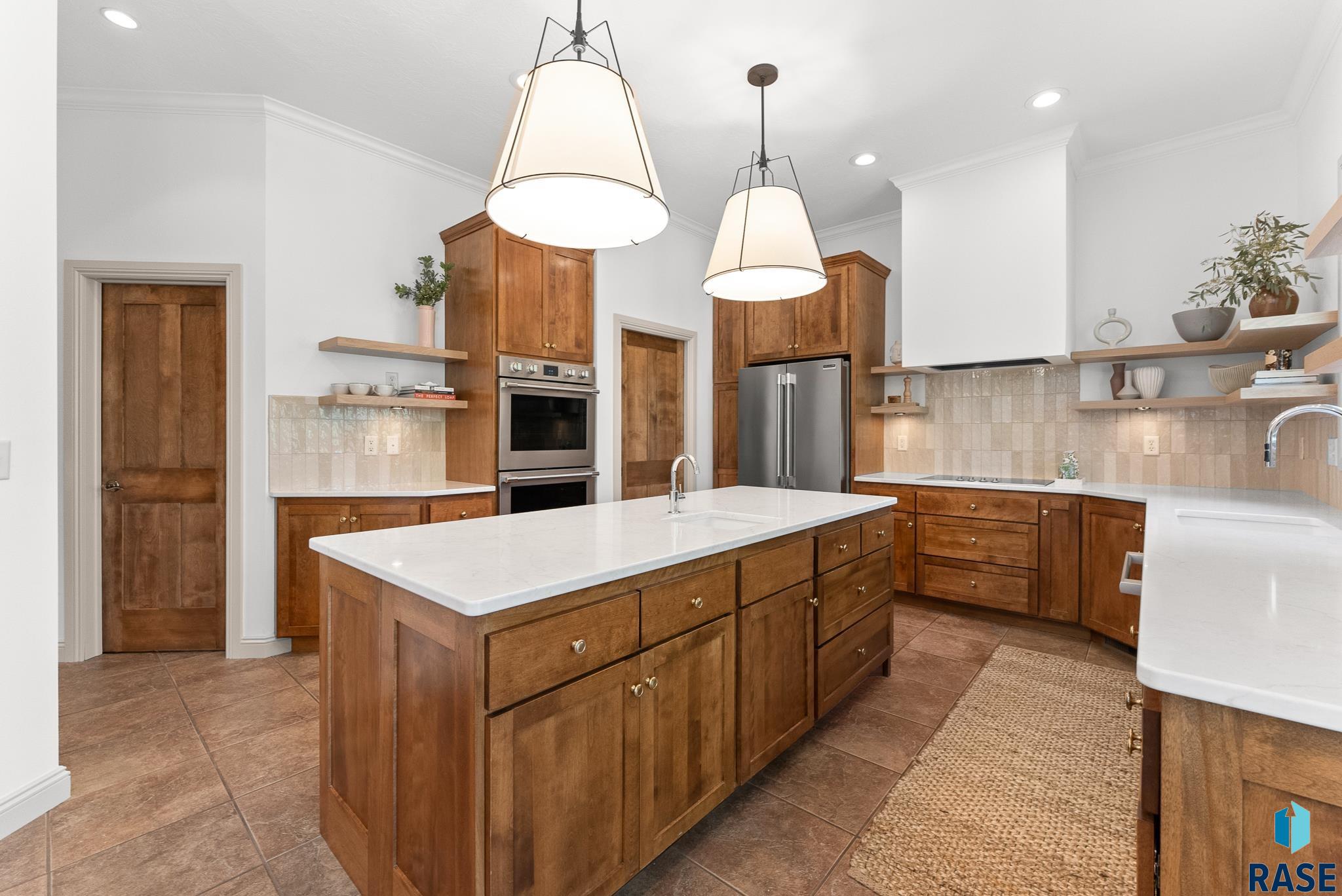 2608 E Old Orchard Trl