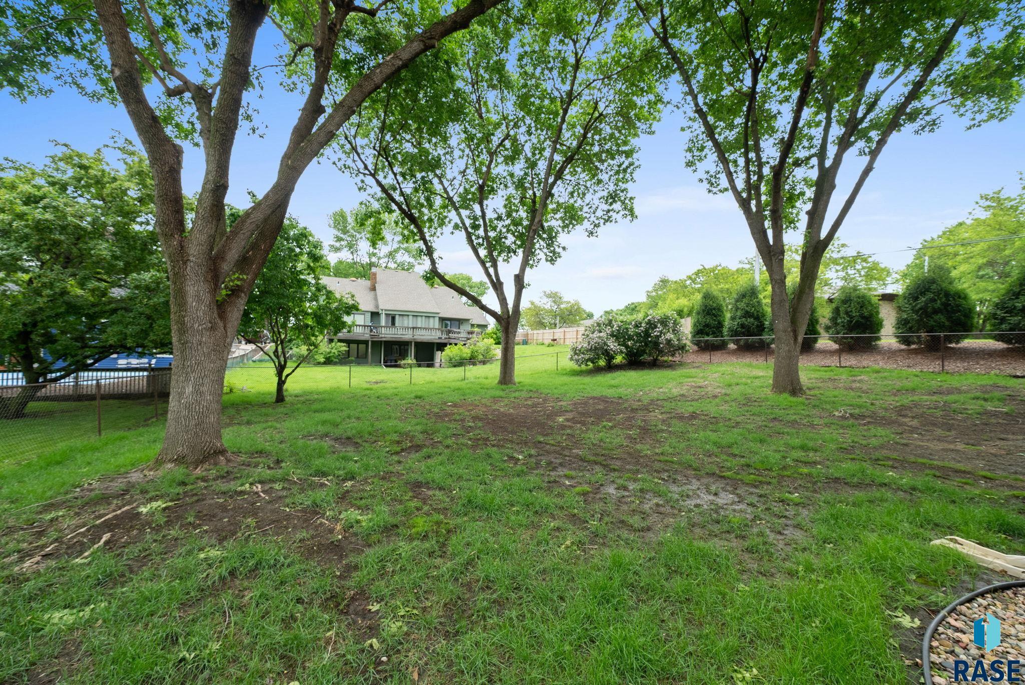 4704 S Pasque Cir