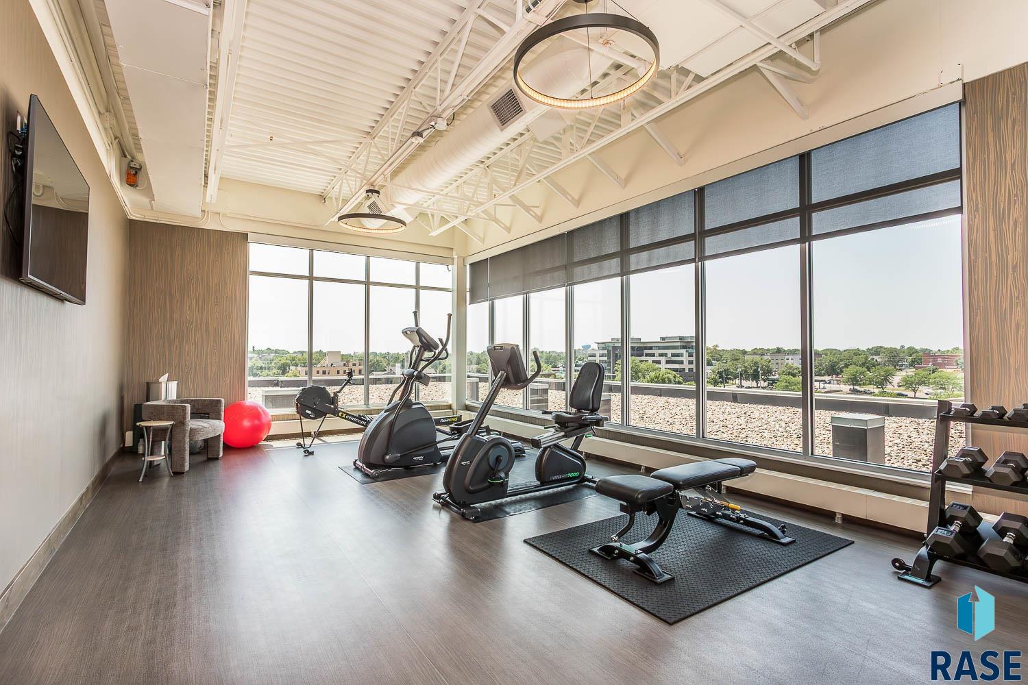 350 S Main Ave Unit: 506