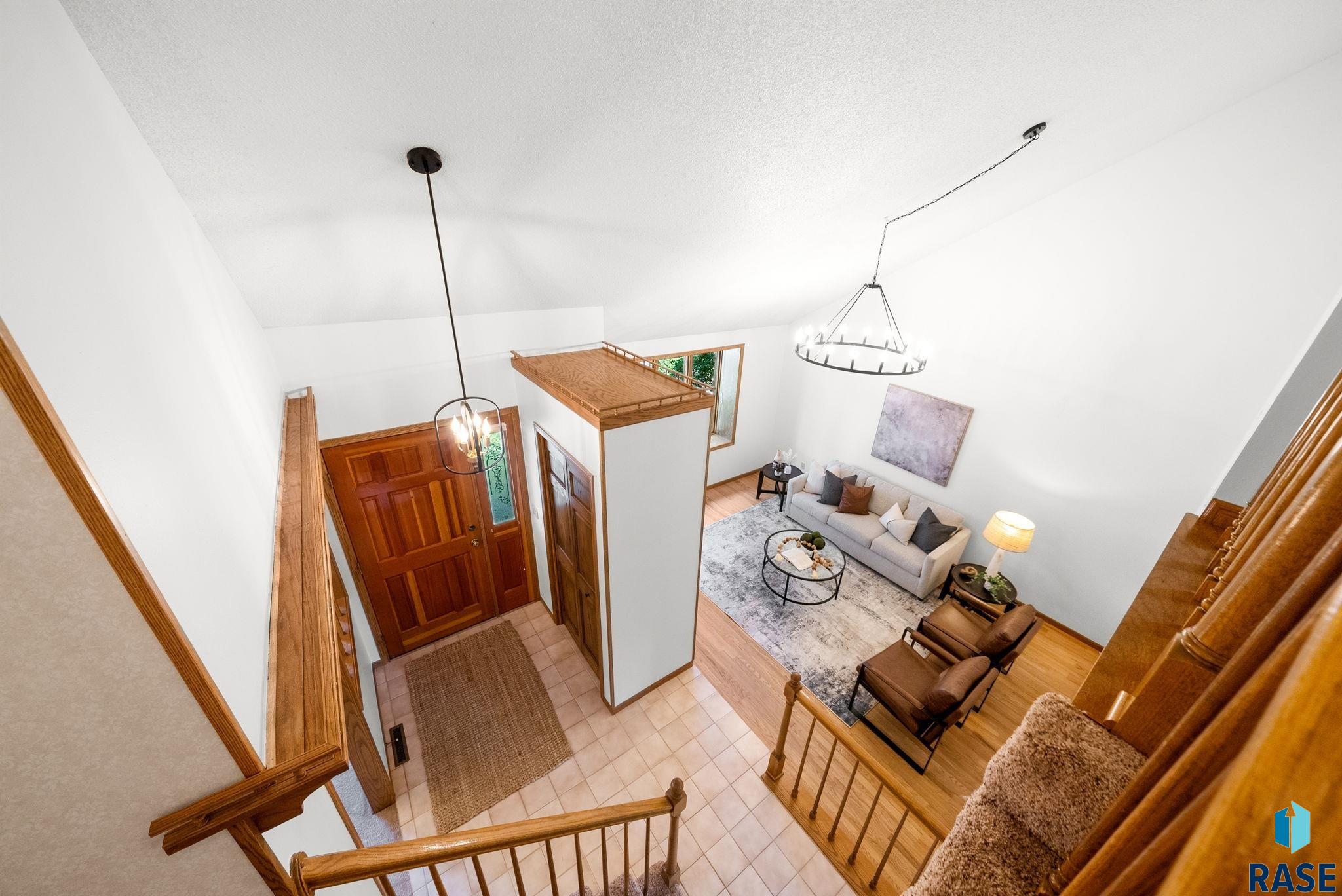 4704 S Pasque Cir