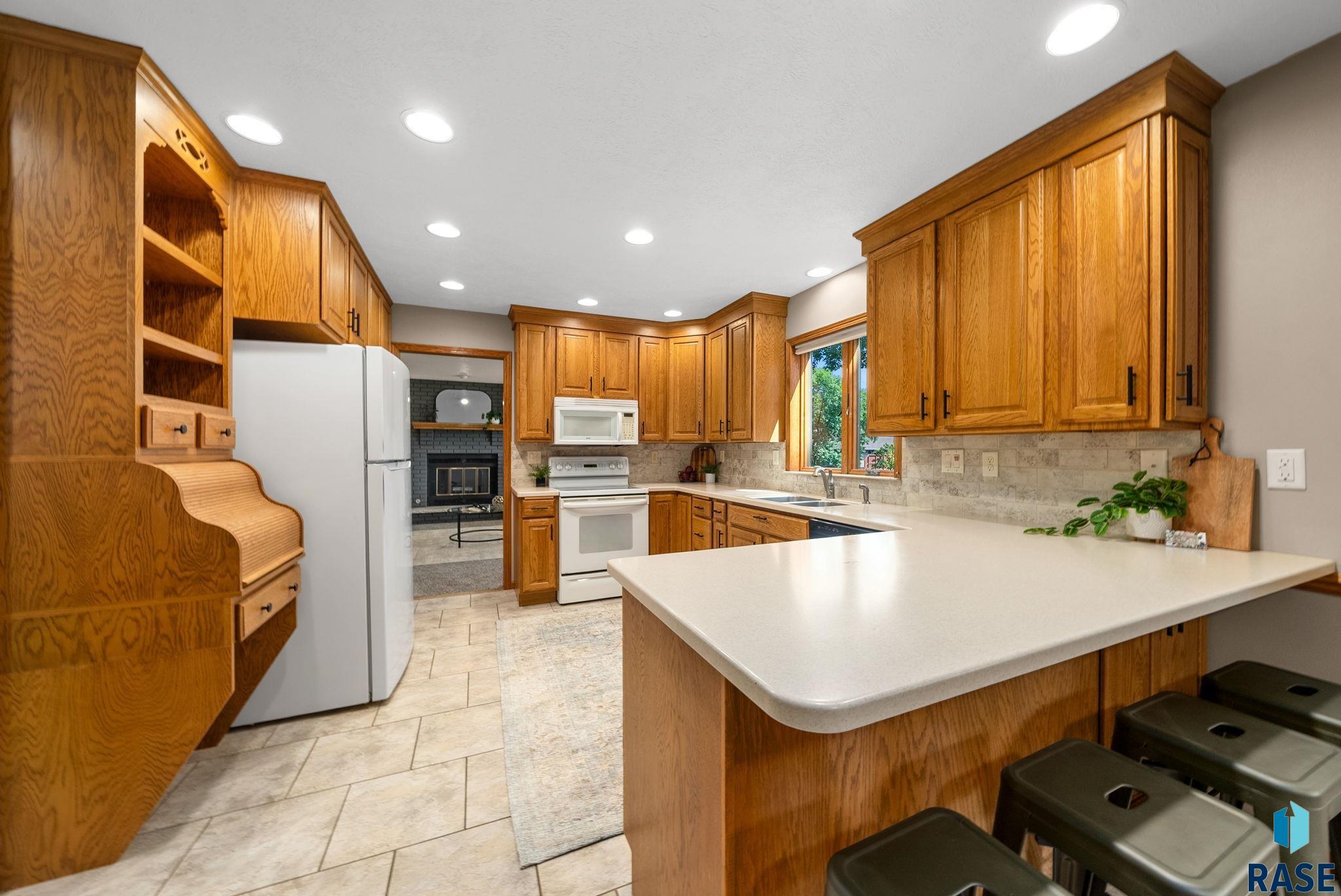 4704 S Pasque Cir