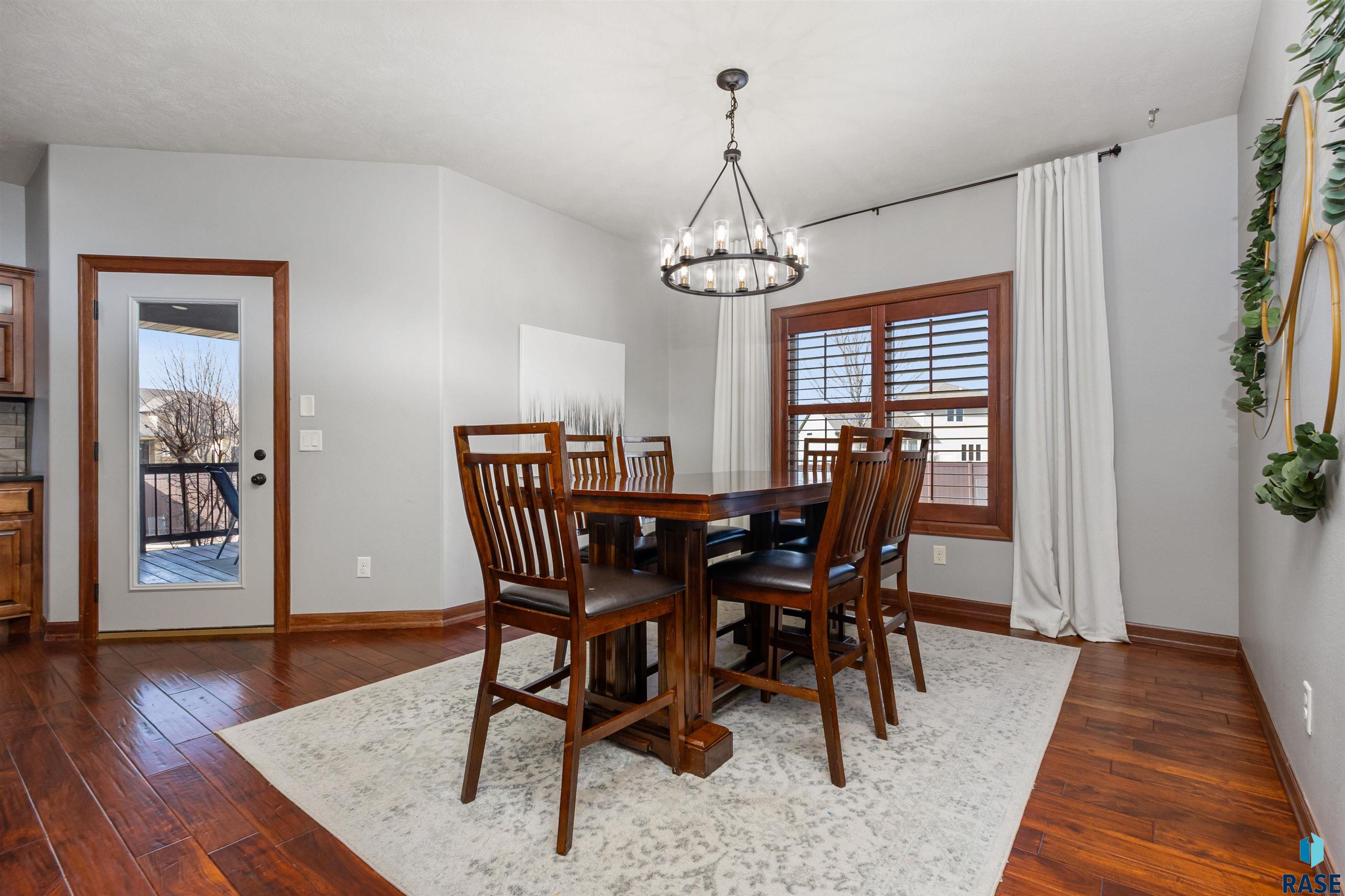 2029 S Abbeystone Ct