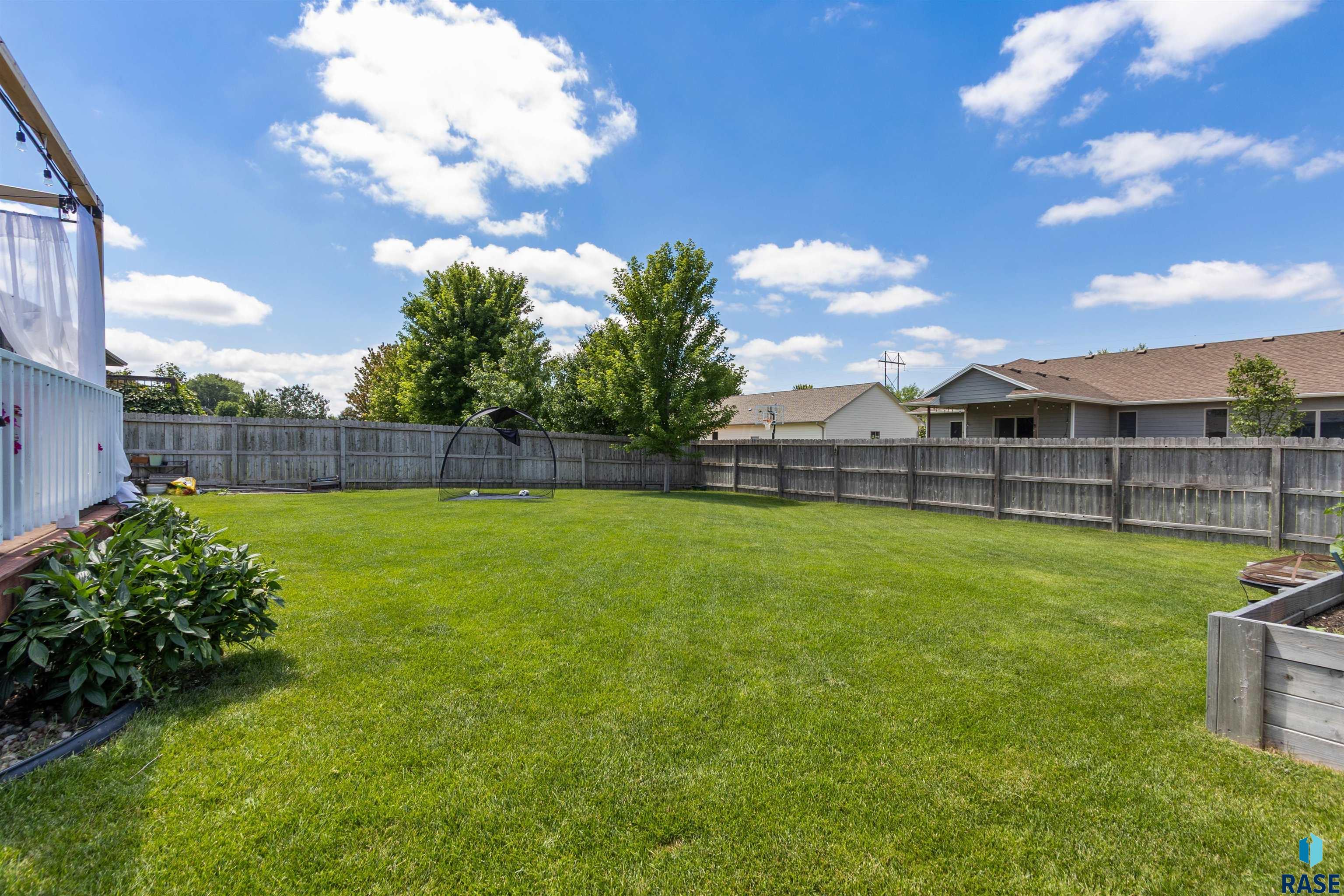 3113 S Triple Play Ave