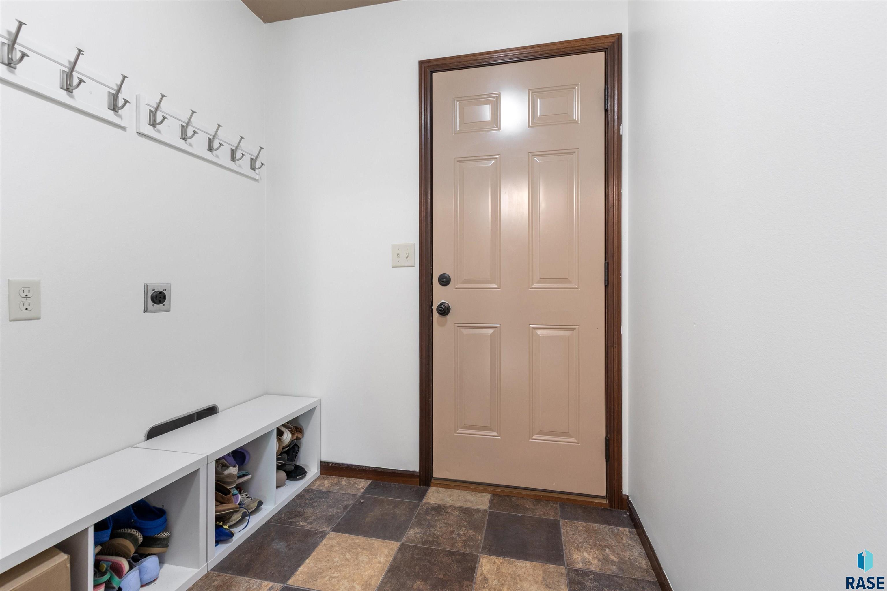3113 S Triple Play Ave