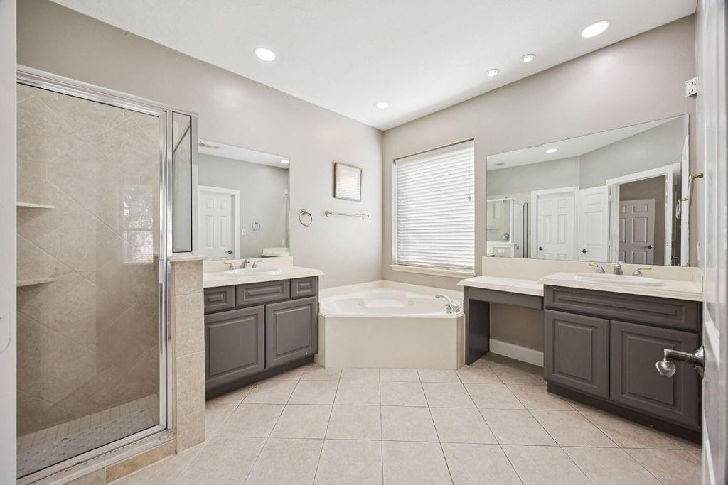 6615 Redberry Glen Lane