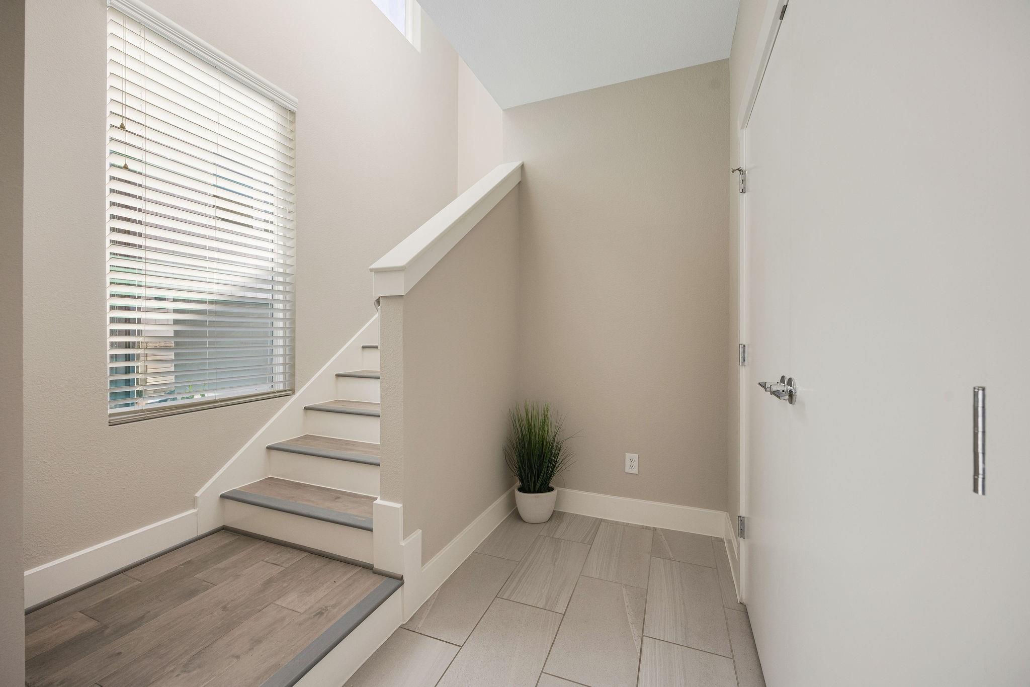 4450 W Tidwell Road # I