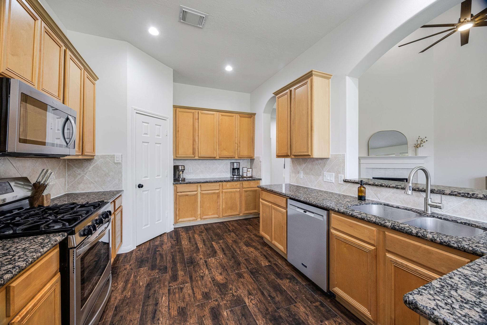 15406 Cumberland Oak Way