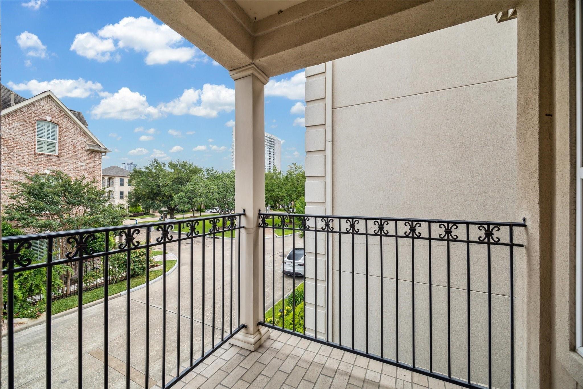 523 Archwood Trail