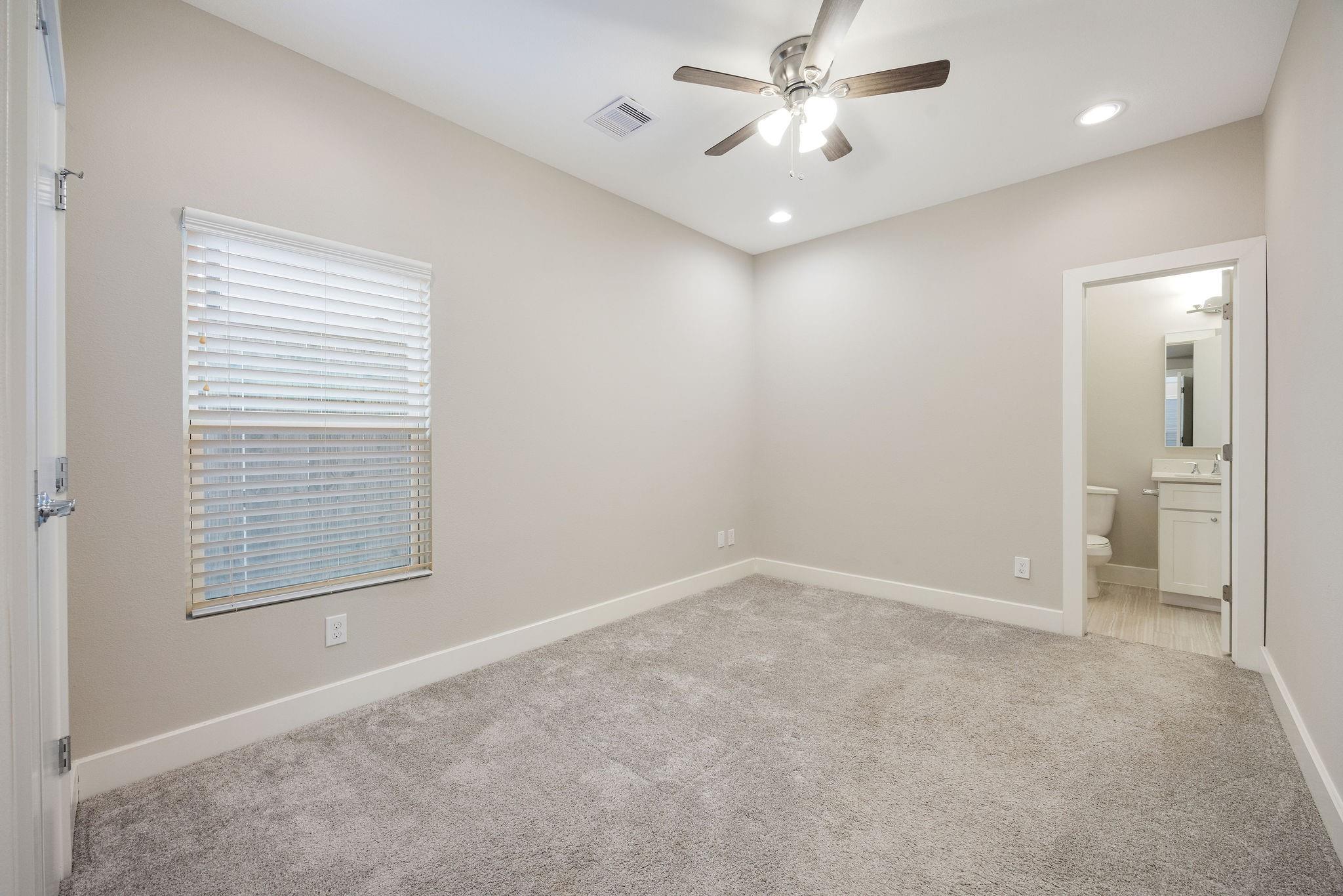 4450 W Tidwell Road # I