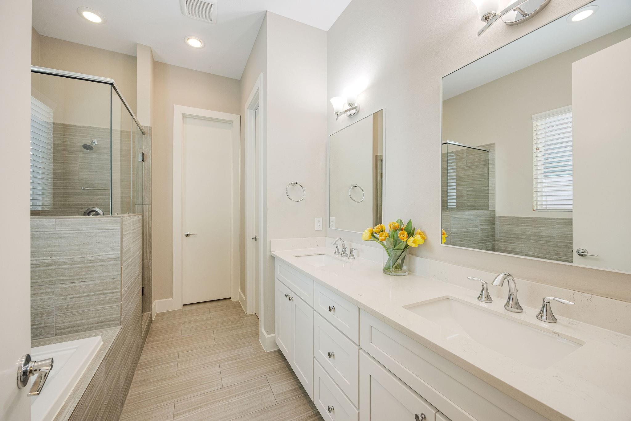 4450 W Tidwell Road # I