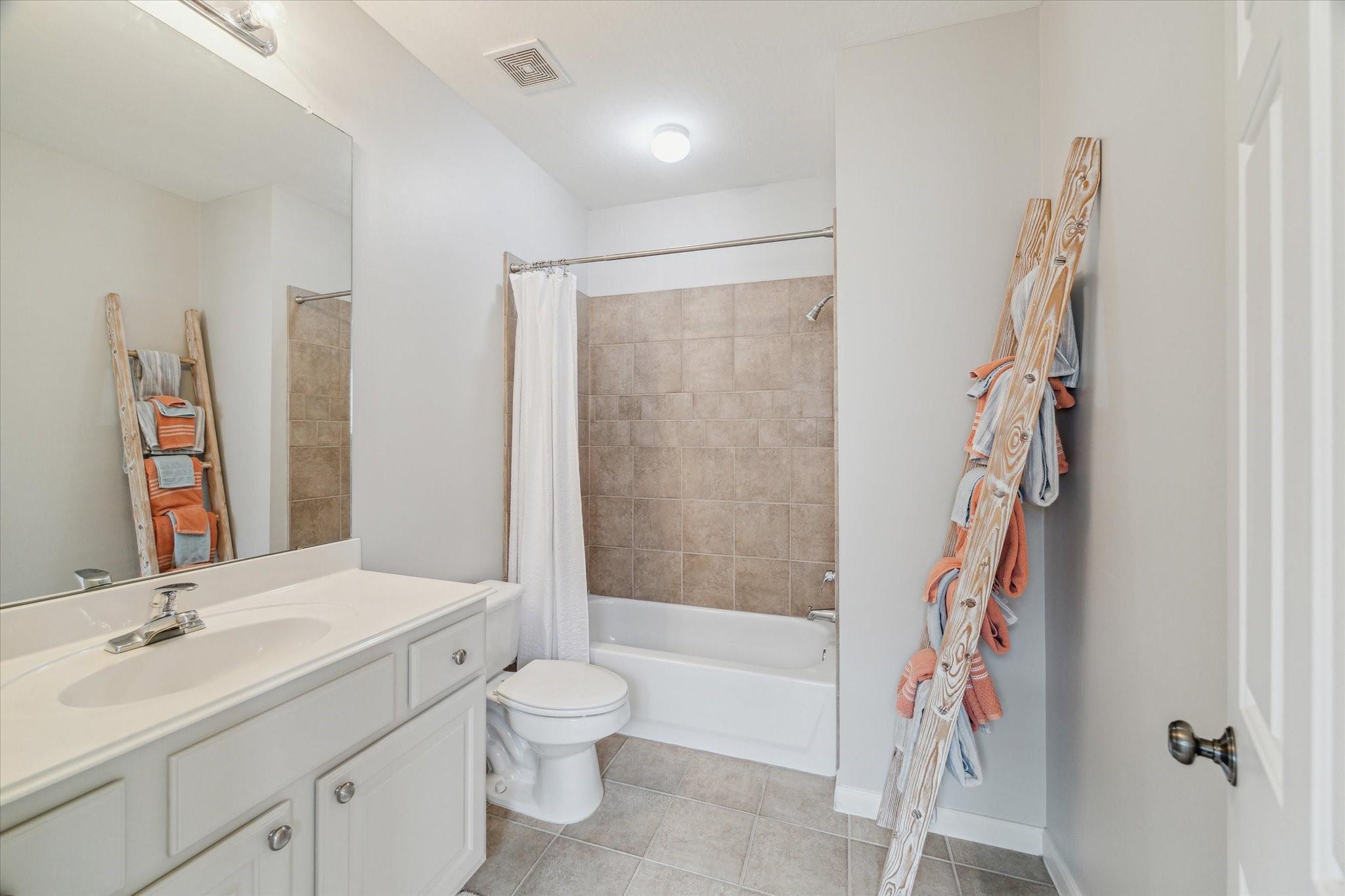 523 Archwood Trail