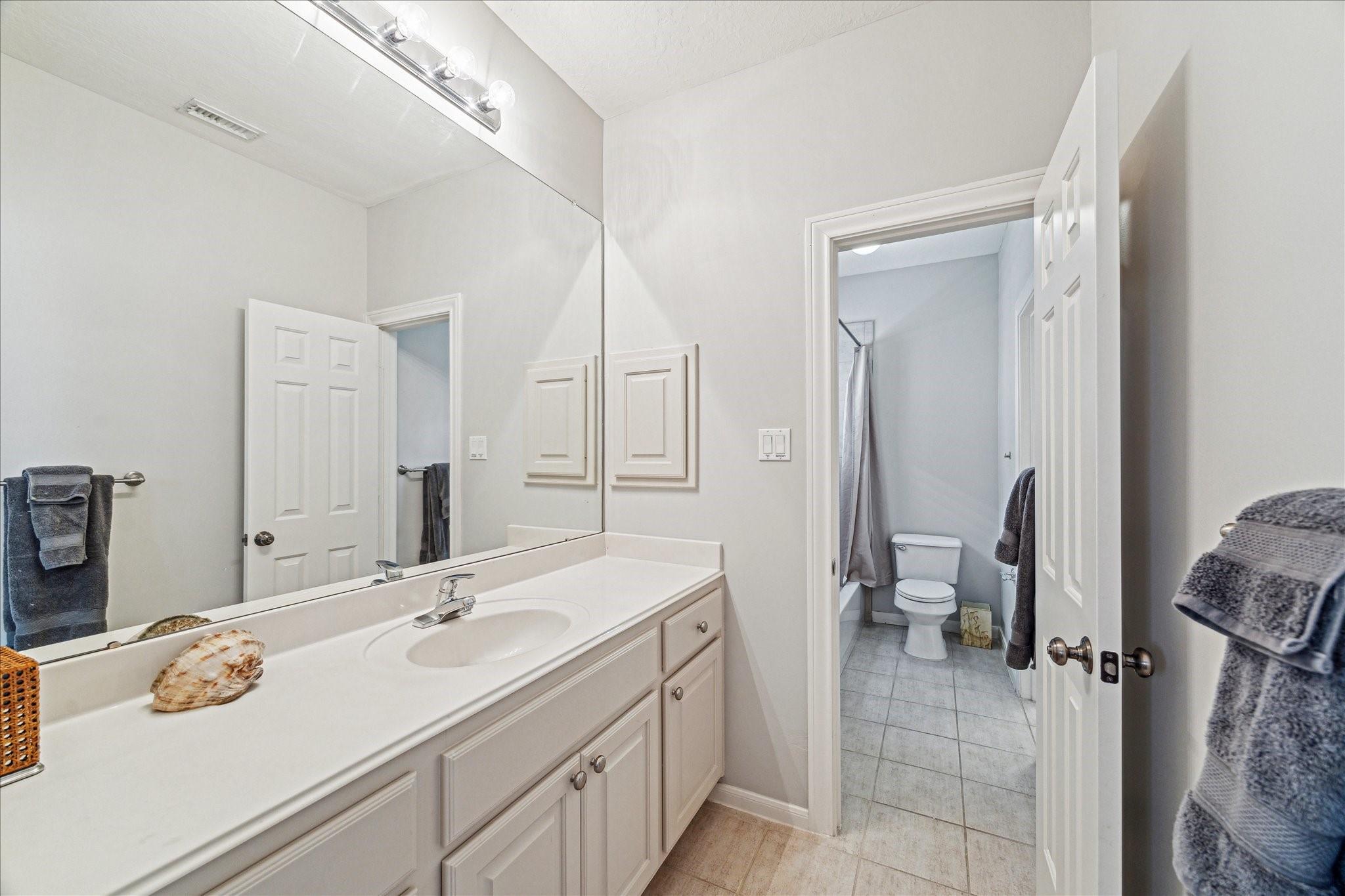 523 Archwood Trail