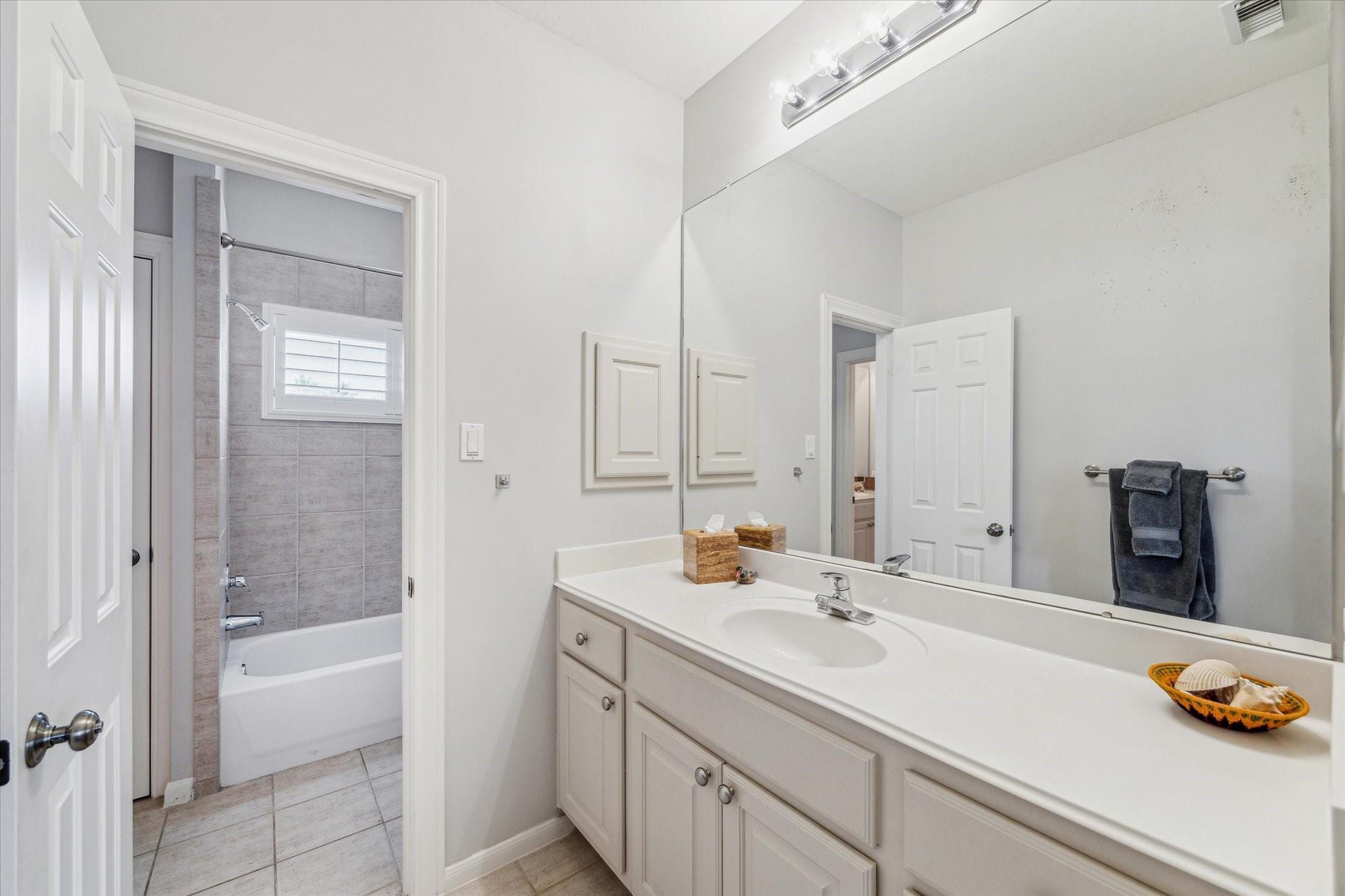 523 Archwood Trail