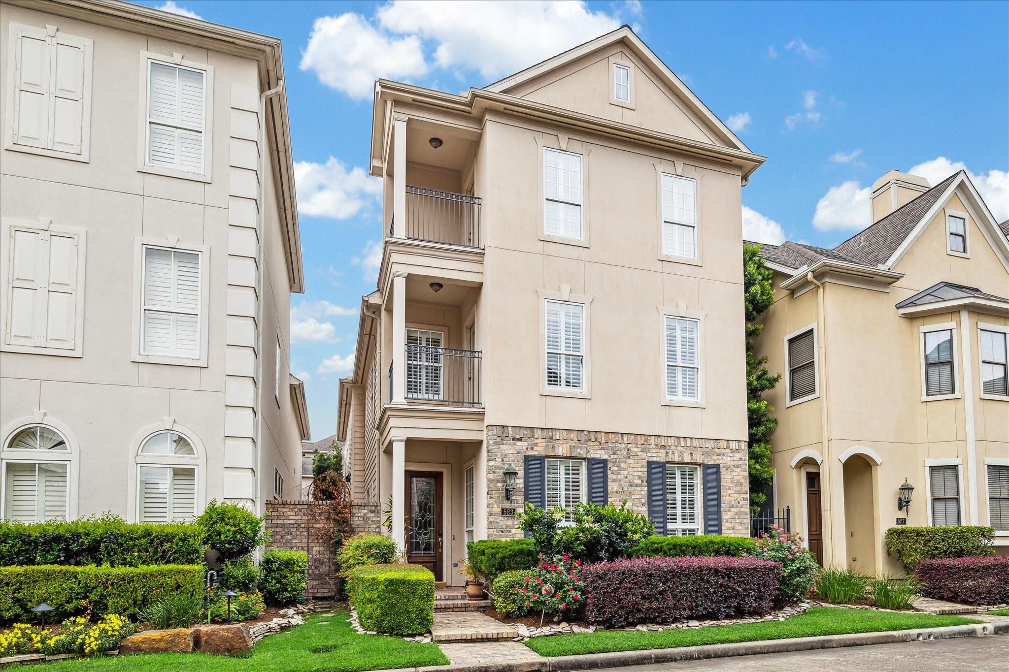 523 Archwood Trail