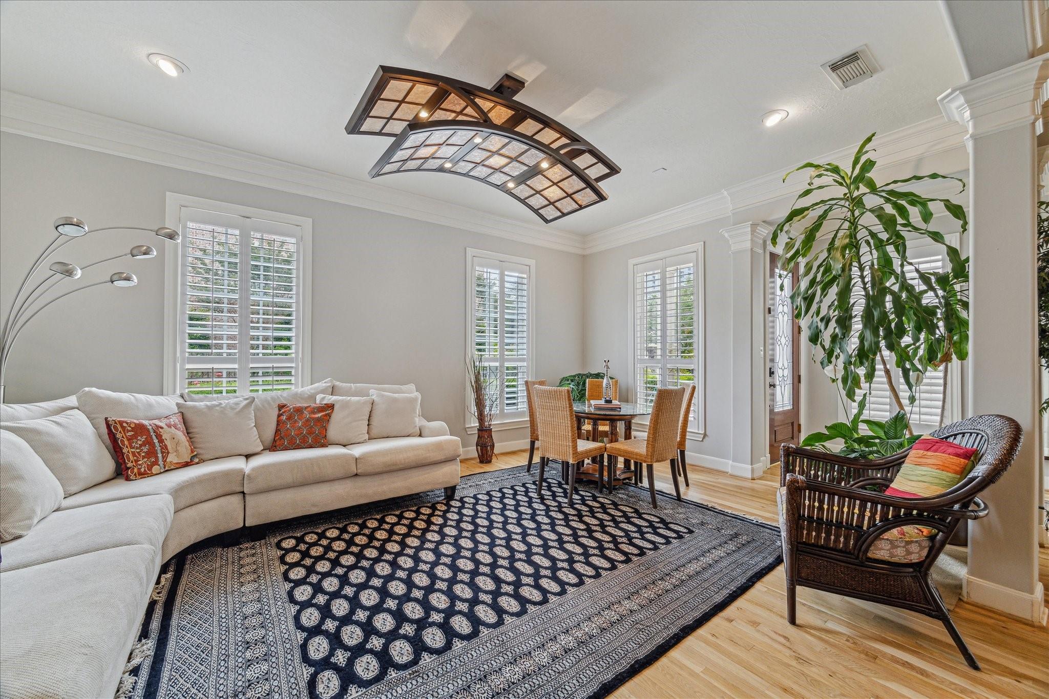 523 Archwood Trail