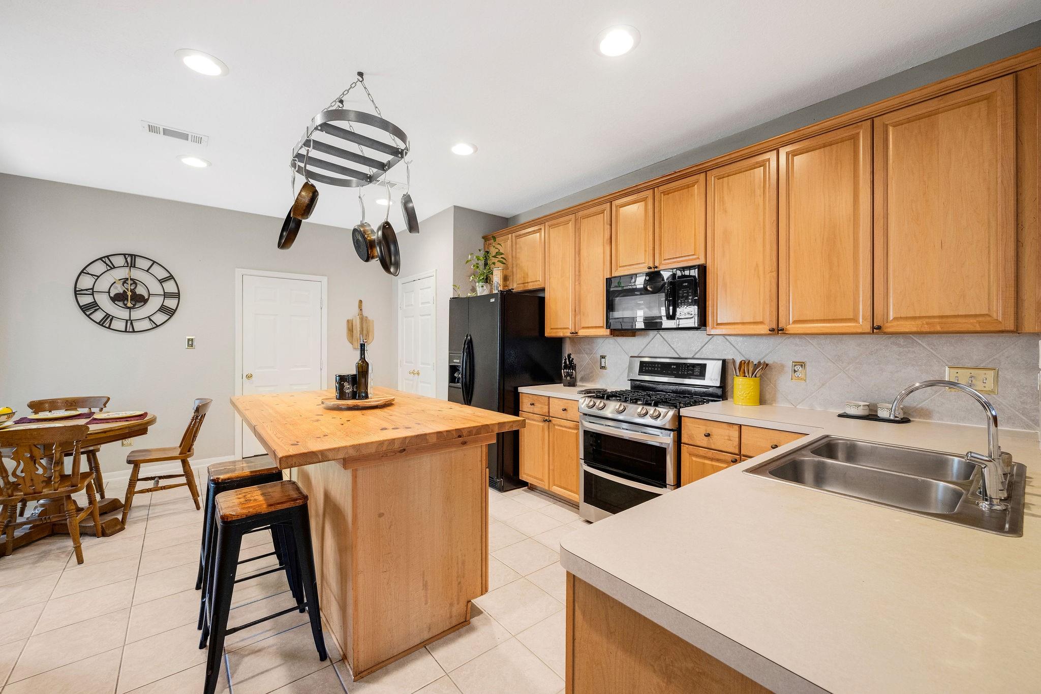 13203 Thornoak Lane