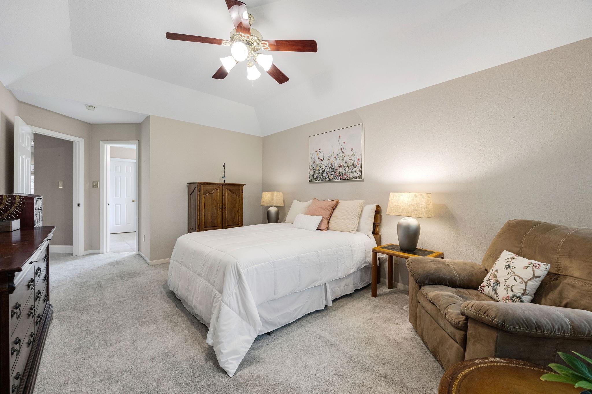 13203 Thornoak Lane