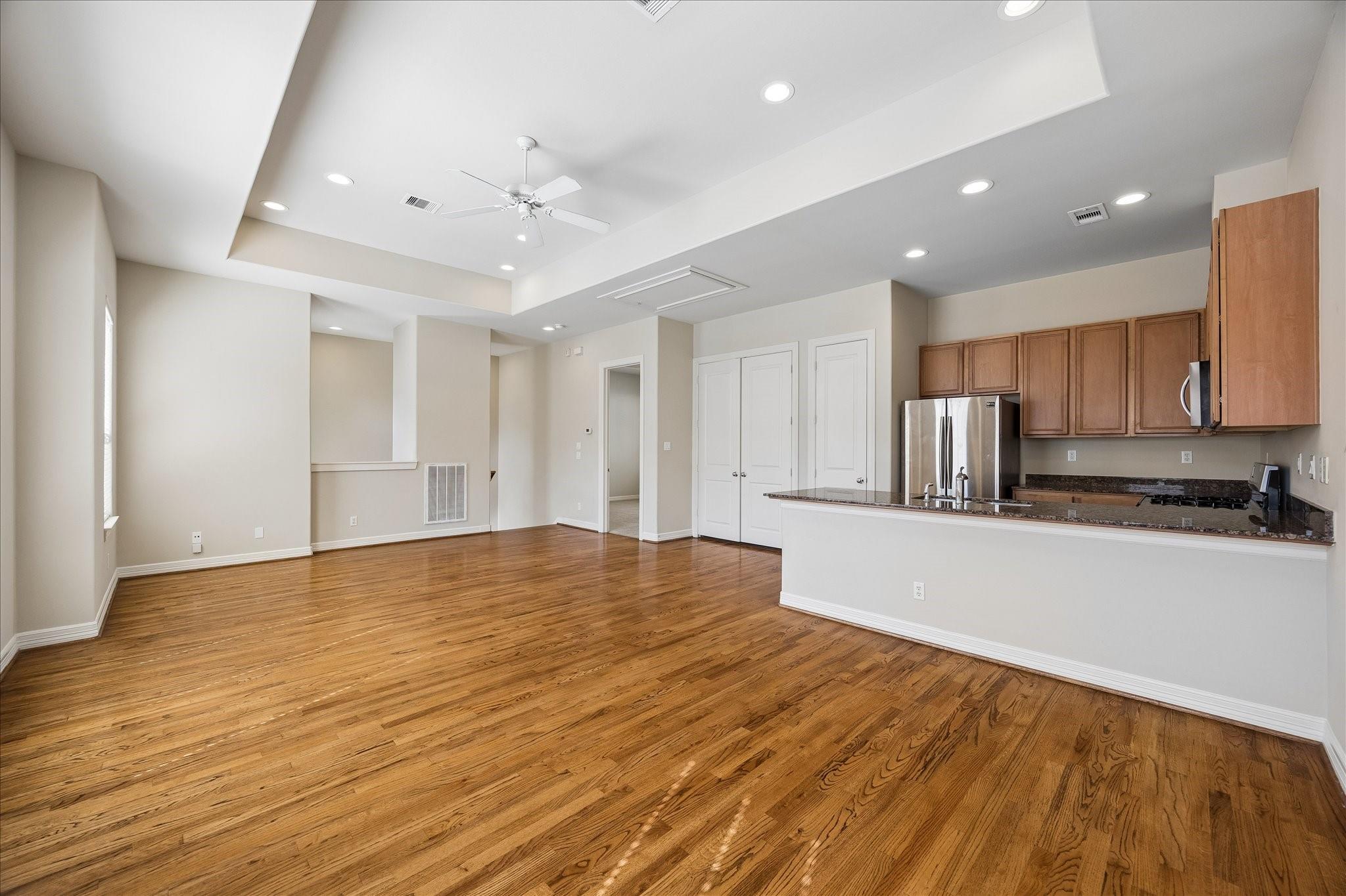 3812 Center Street