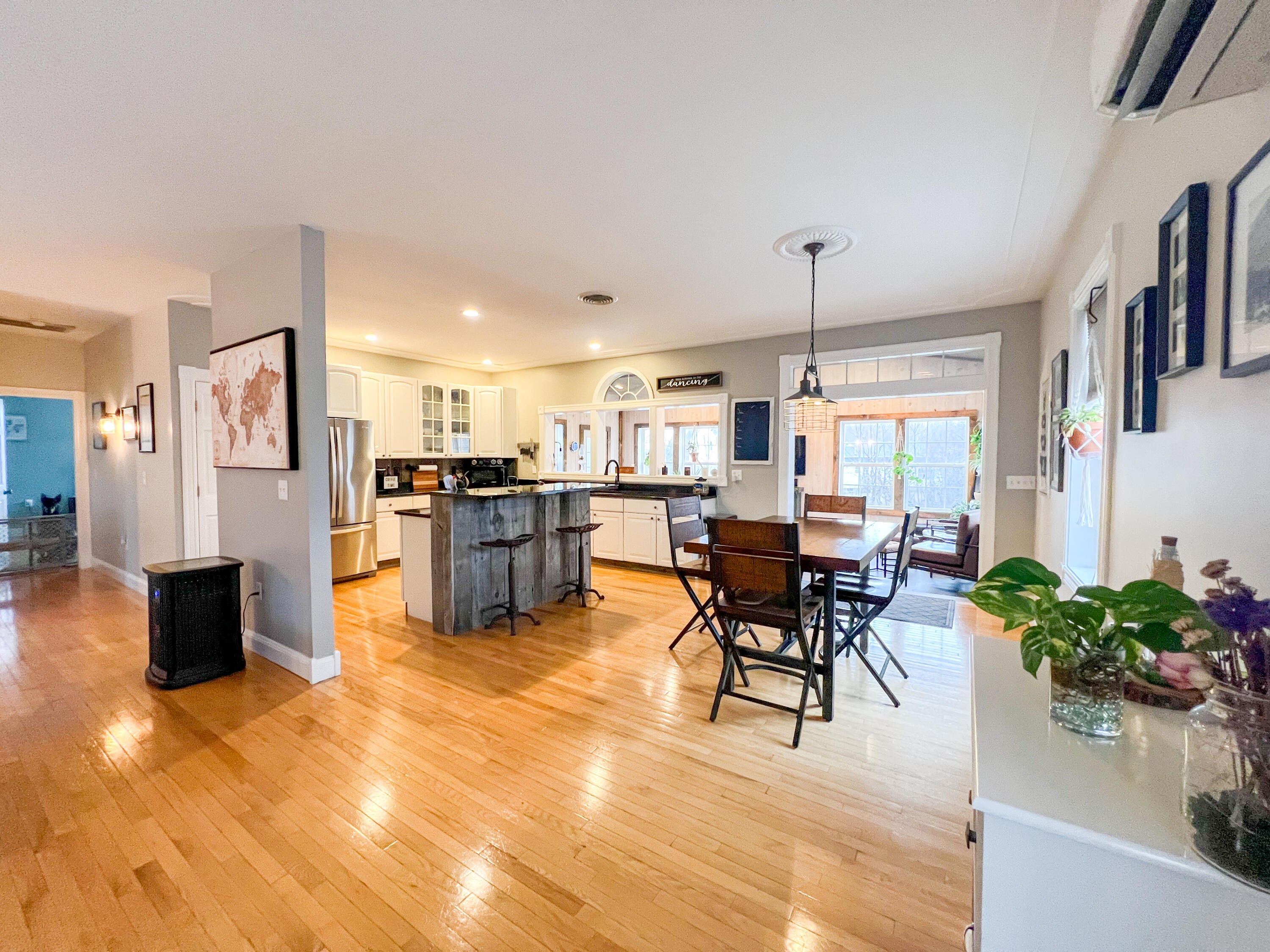 401 Burleigh Road