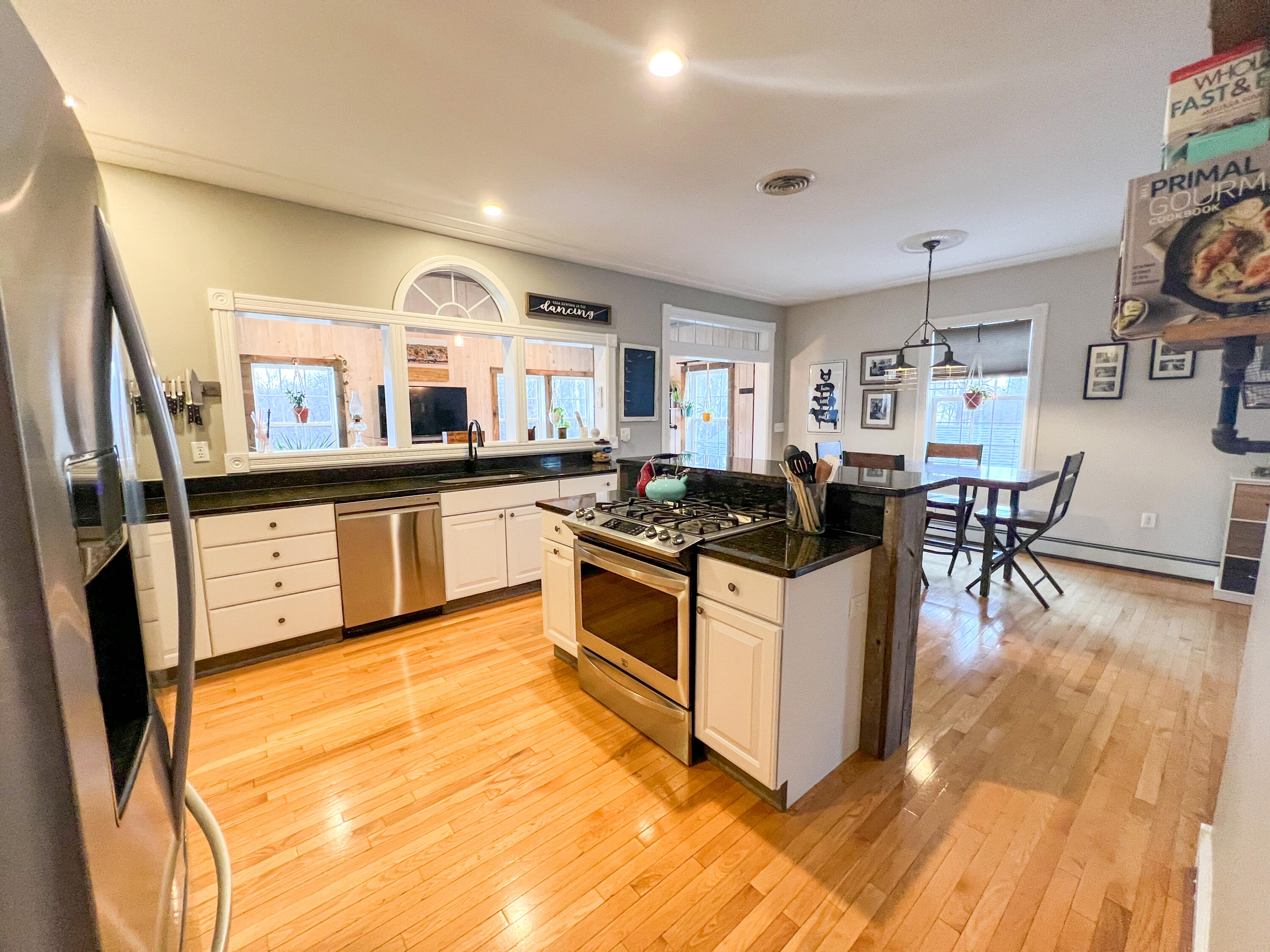 401 Burleigh Road