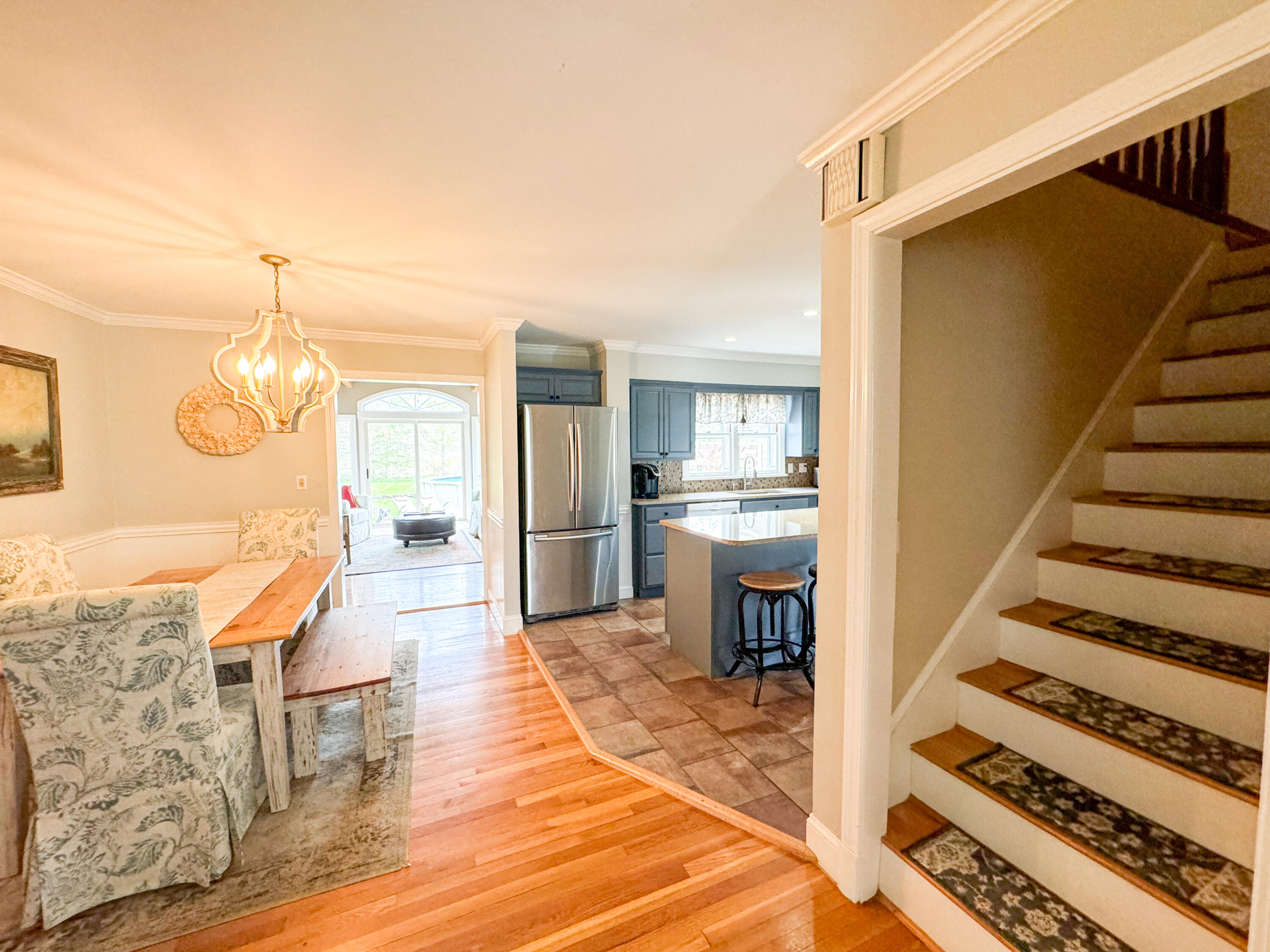 14 Sunset Avenue