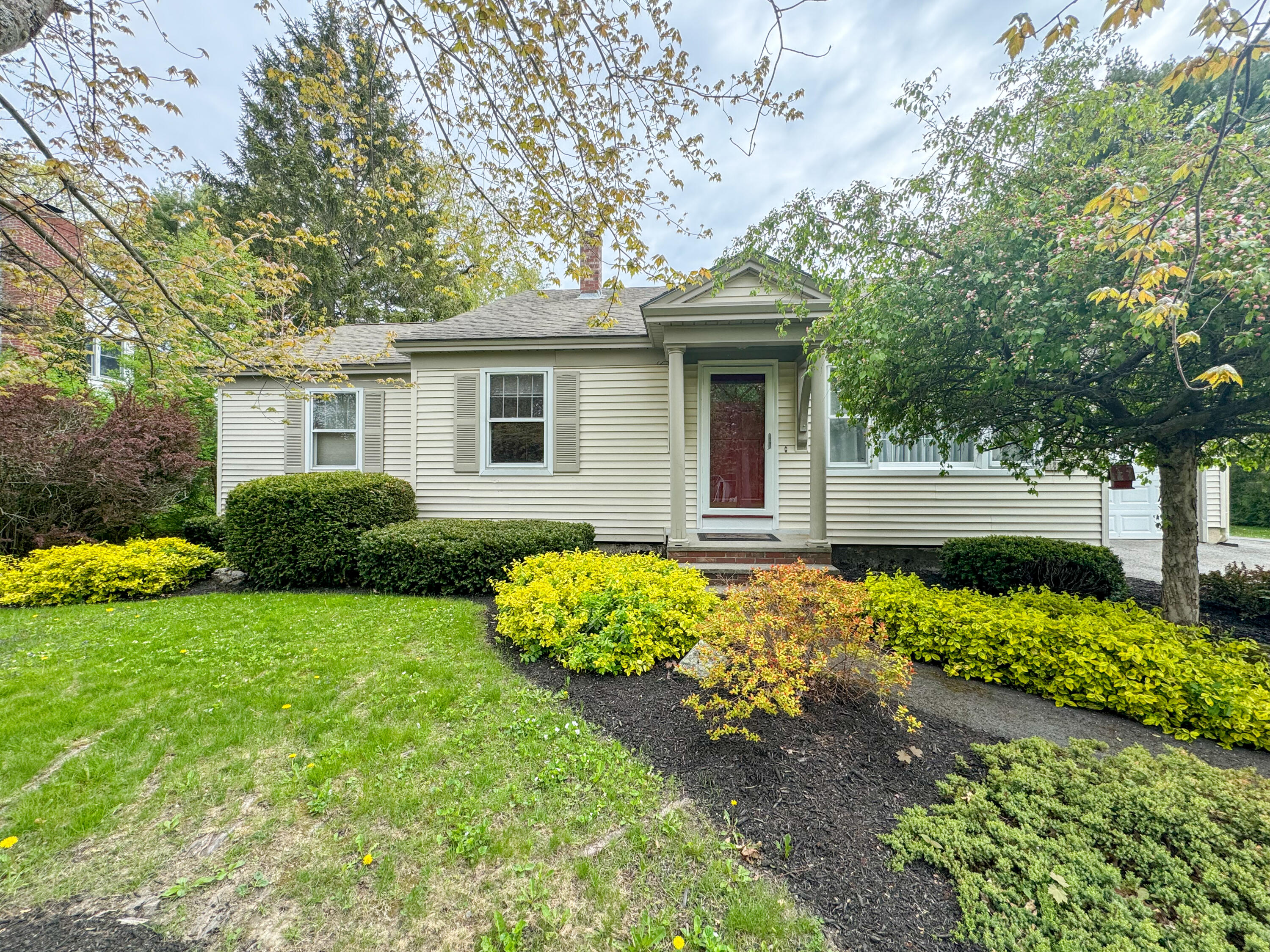 14 Sunset Avenue