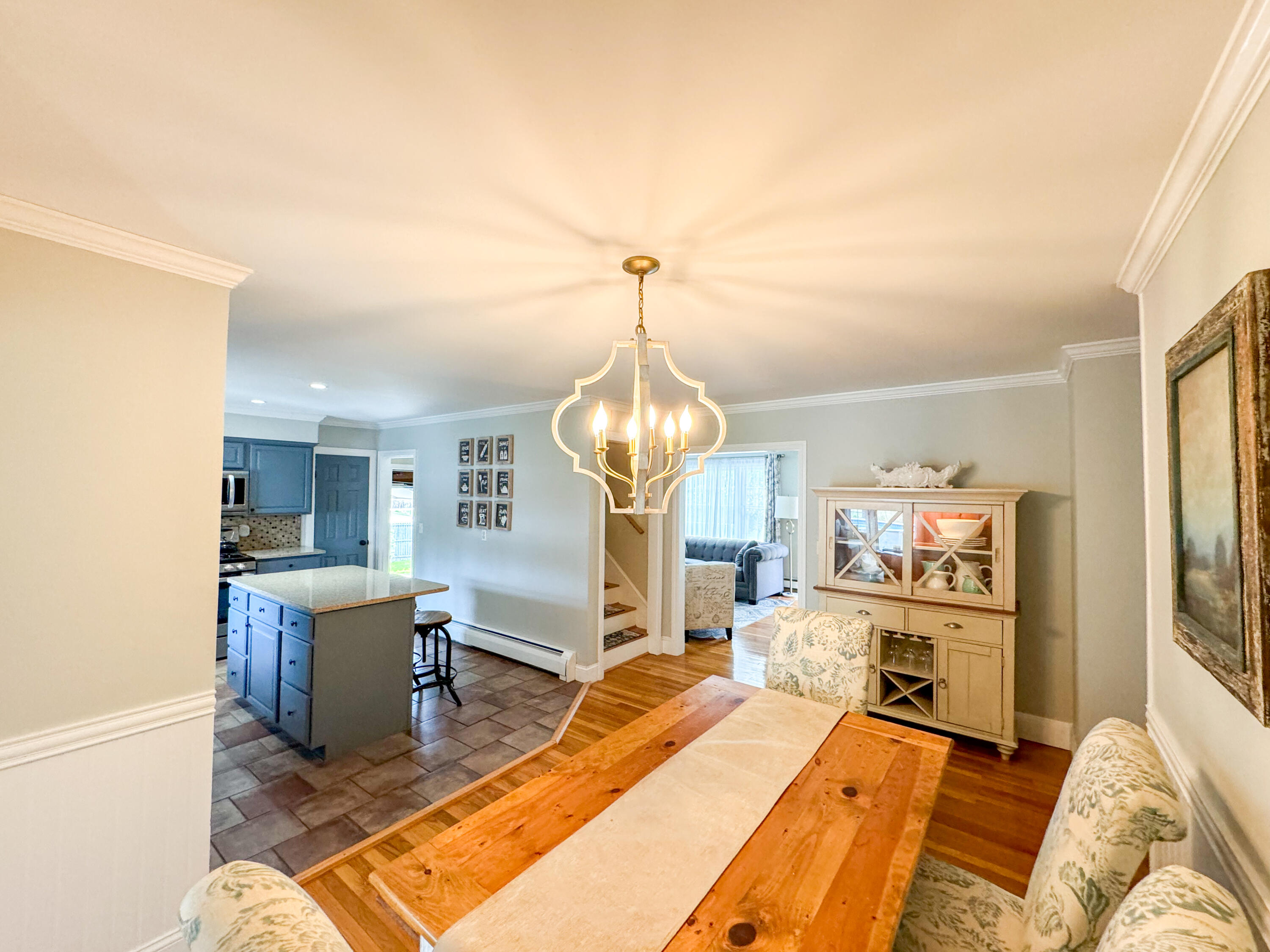 14 Sunset Avenue