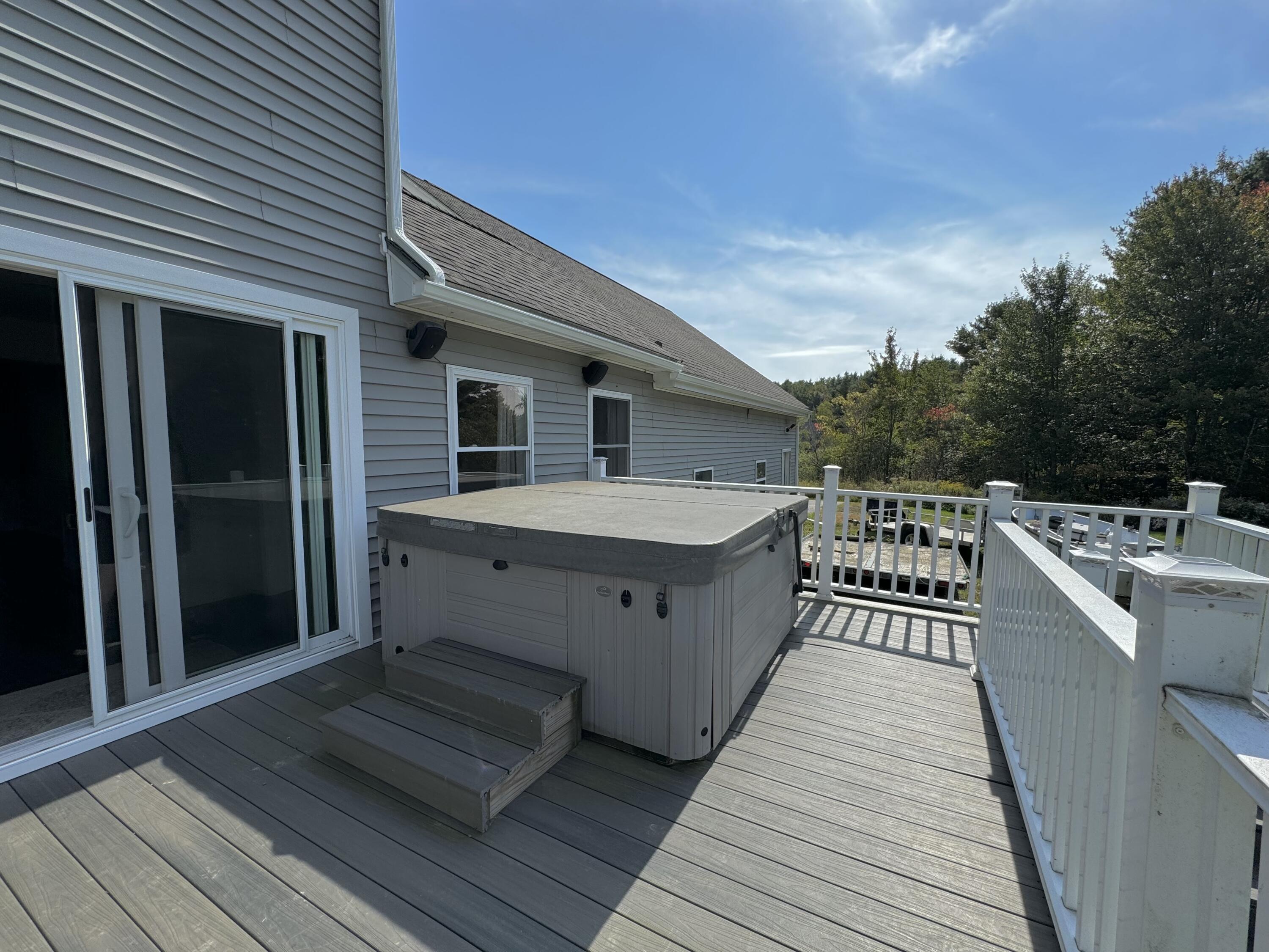 43 Schoolhouse Road