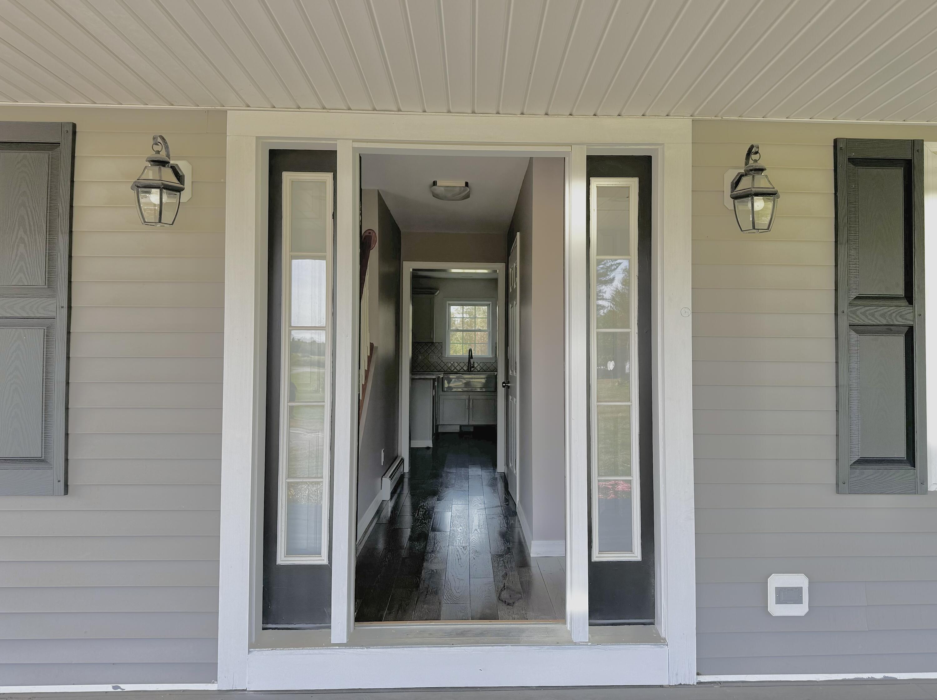 43 Schoolhouse Road