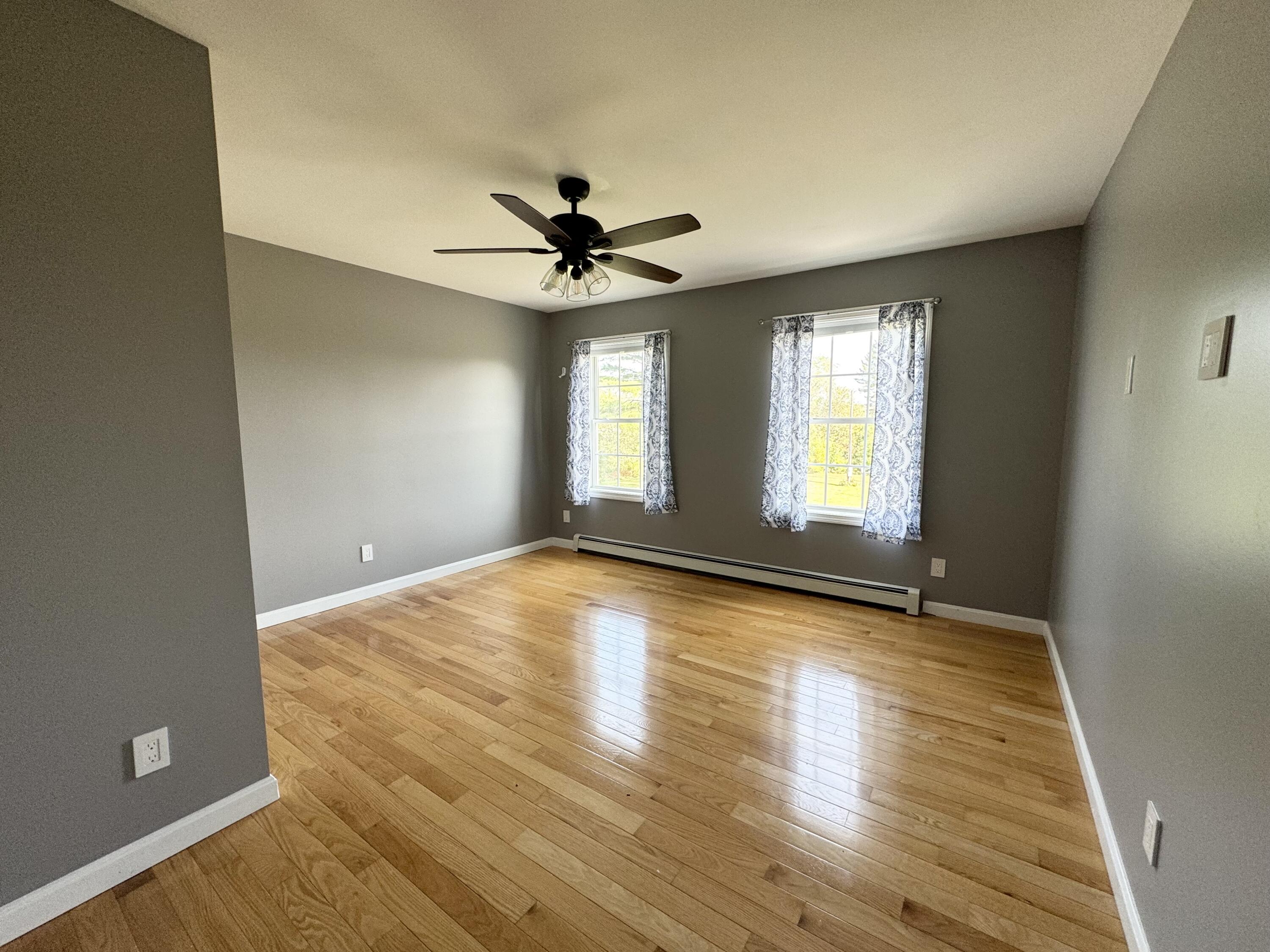 43 Schoolhouse Road