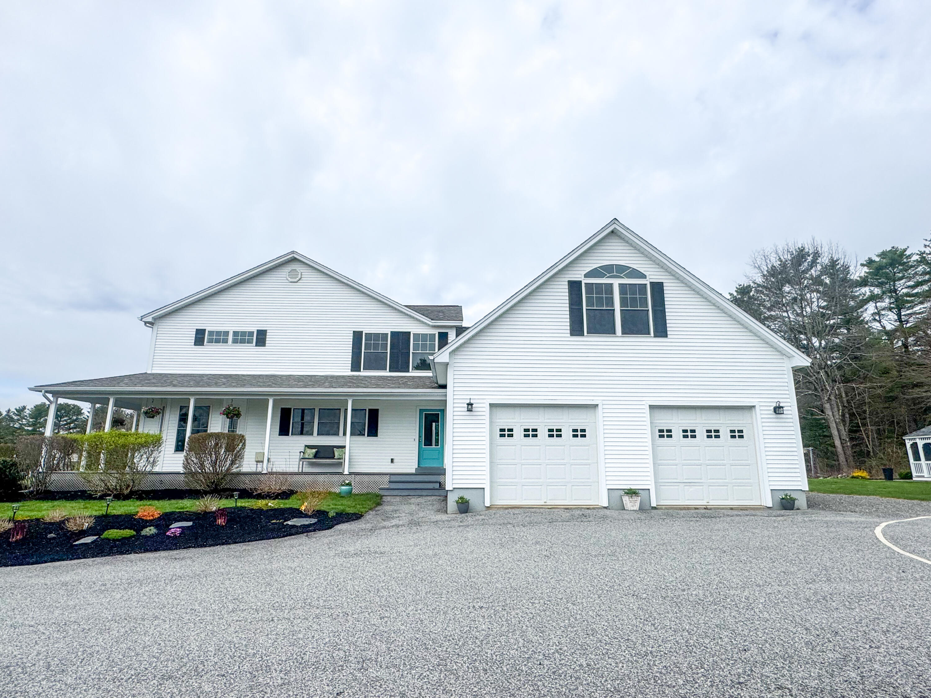 66 Foster Avenue