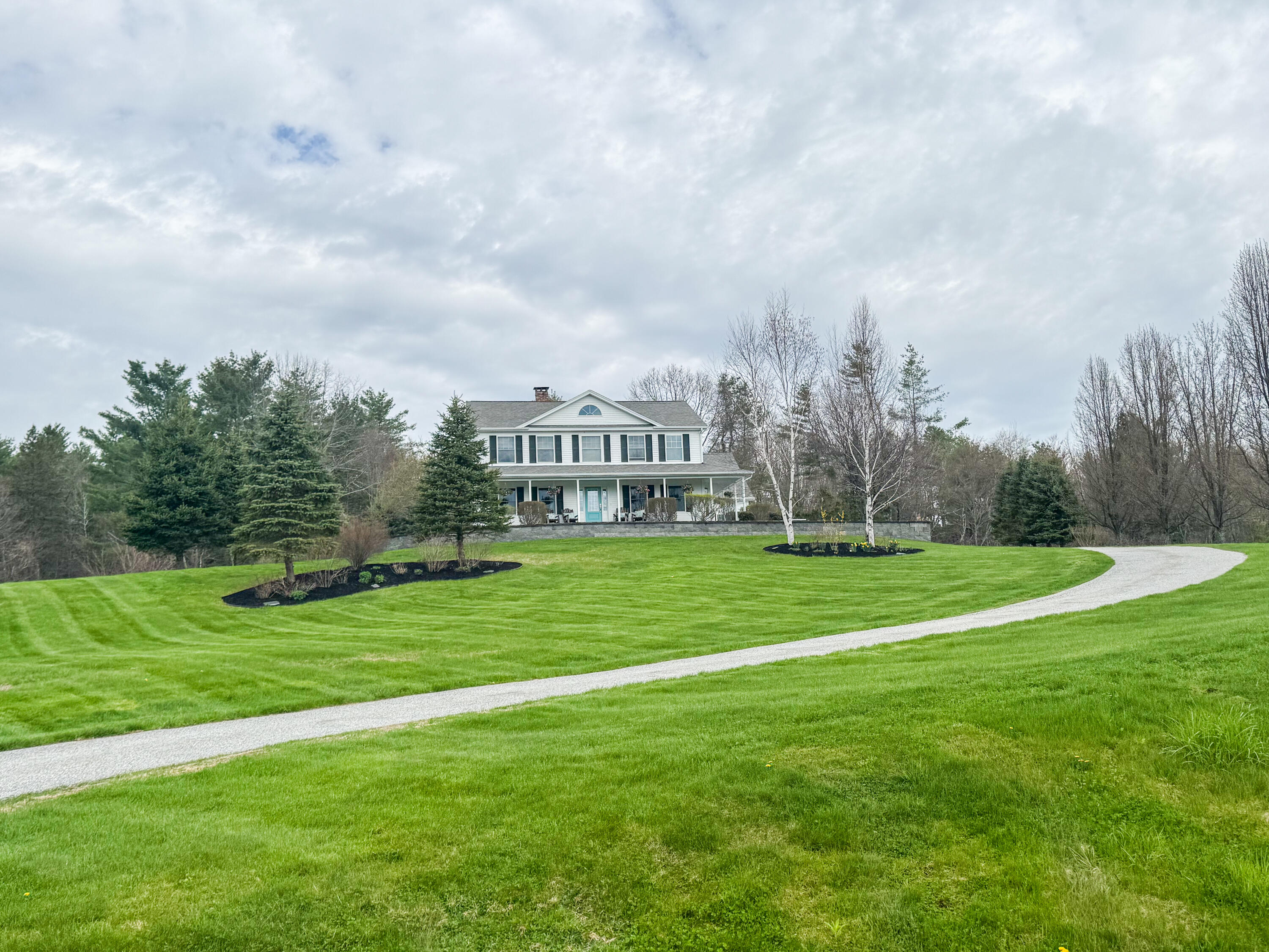 66 Foster Avenue